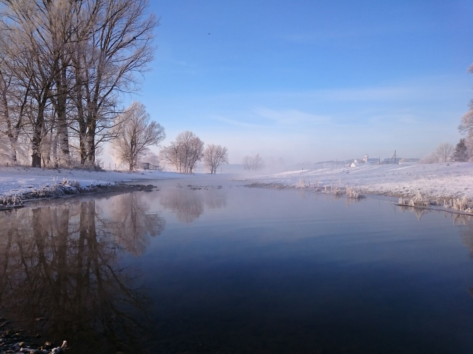 Sony Xperia Z3 sample photo. Morning, cold, water photography