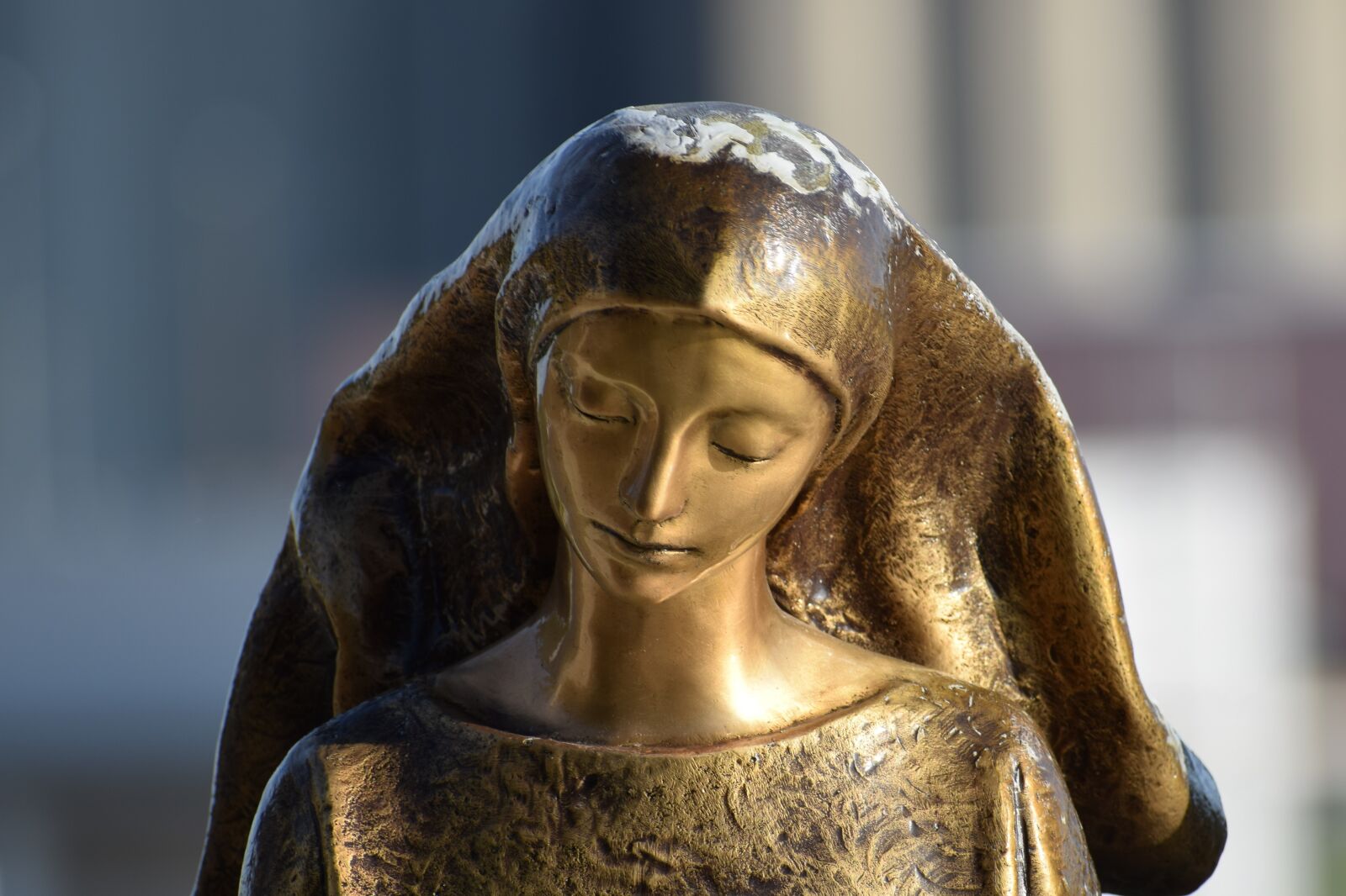 Nikon D3300 sample photo. Golden statue, figure, mother photography