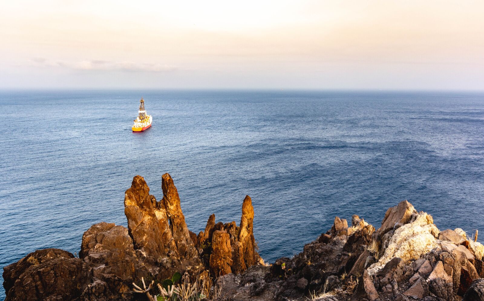 Nikon D5200 sample photo. Sea, ship, ocean photography