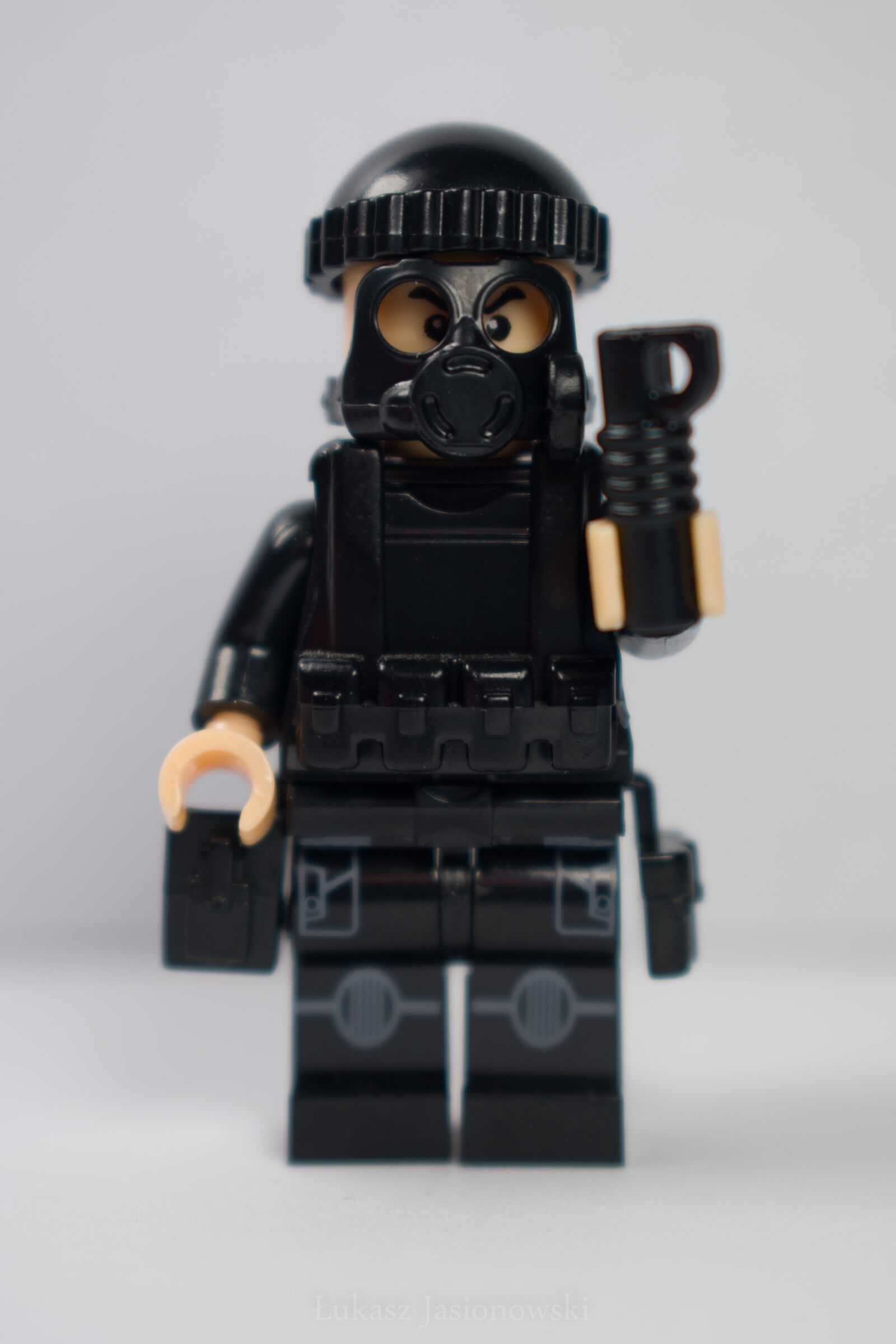 Nikon D3400 sample photo. Lego, minifigurka, lego city photography