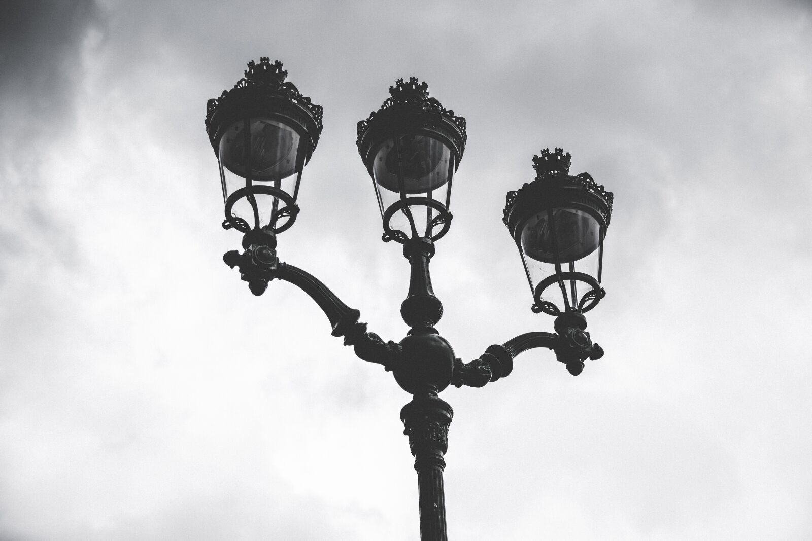 Nikon D3300 sample photo. Latern, dramatic, sky photography
