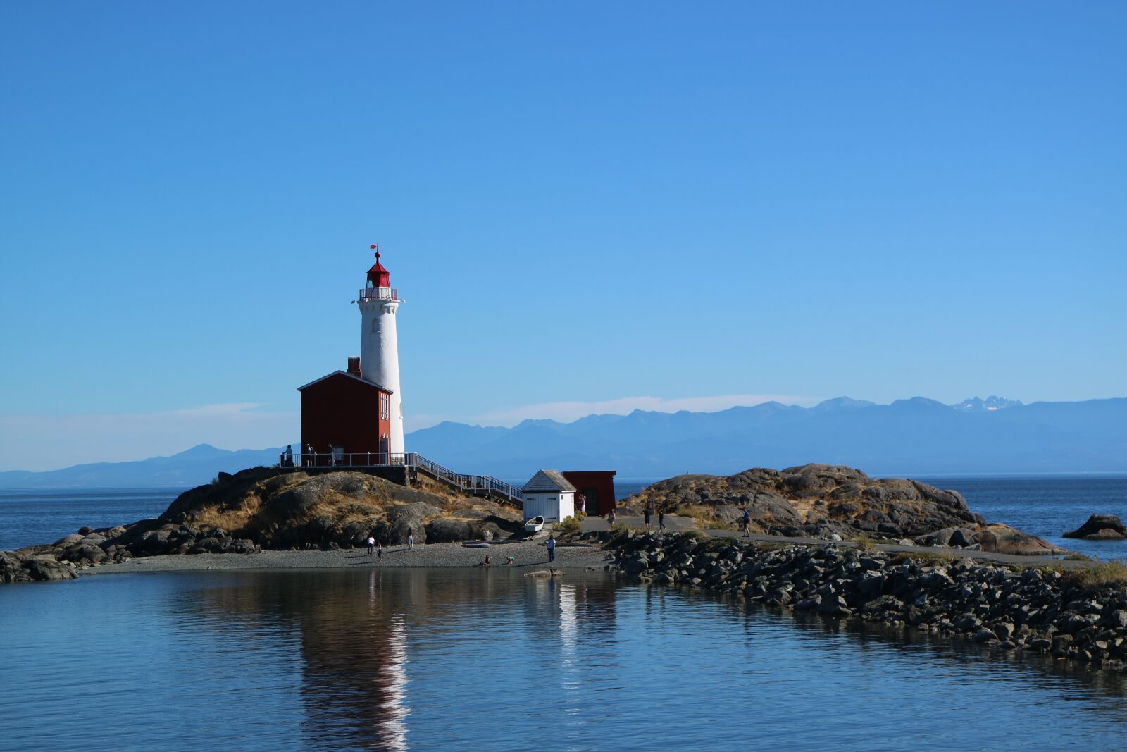 Canon EOS M3 sample photo. Lighthouse, sunny day, ocean photography