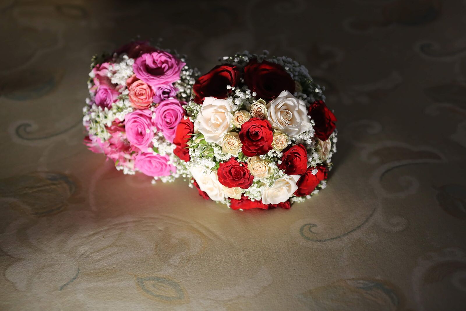 Canon EF 70-200mm F2.8L IS II USM sample photo. Wedding bouquet, bouquet, elegant photography