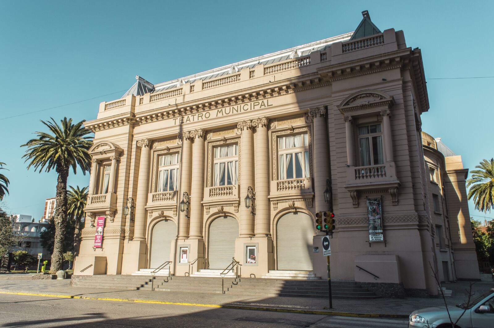 Nikon D3200 sample photo. Theatre, building, urban photography