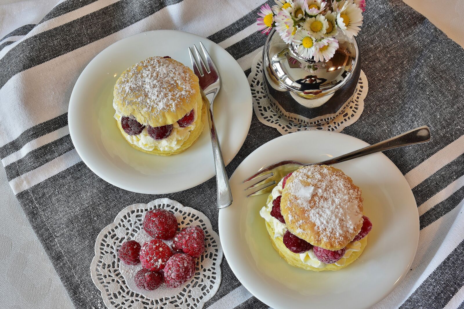 Nikon D7200 sample photo. Cake, cake cuts, puff photography