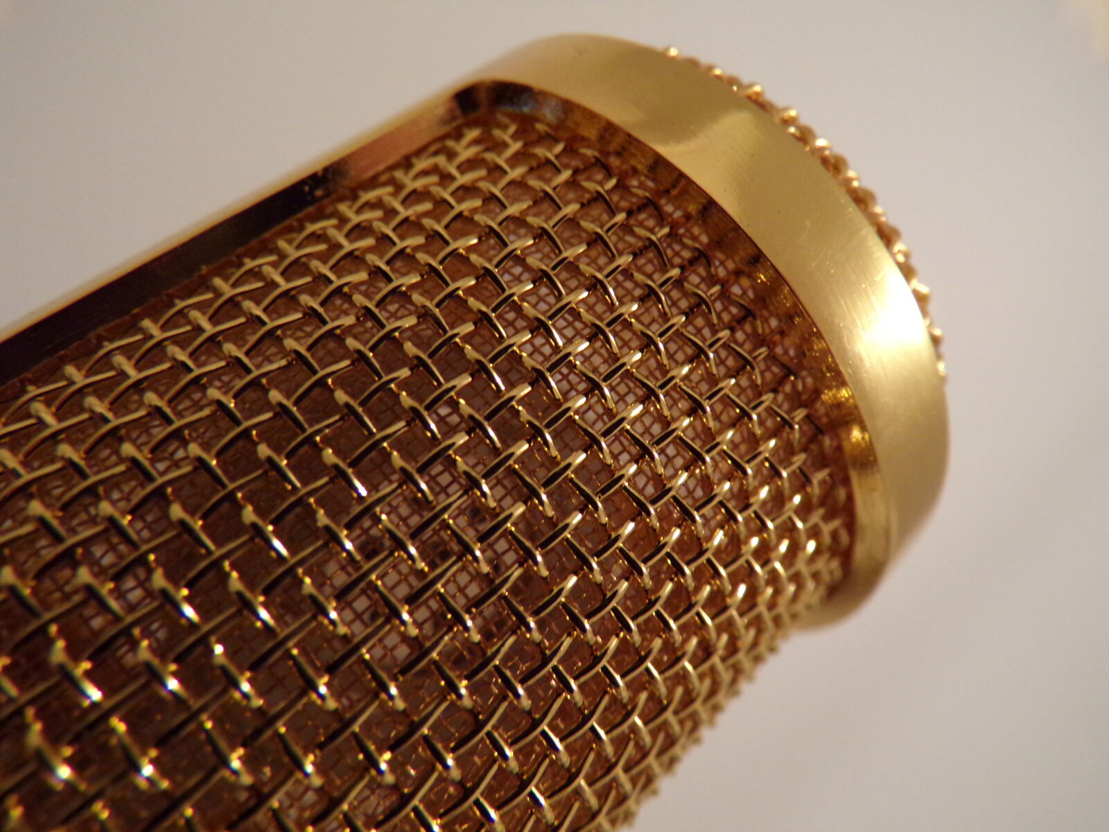 JK KODAK PIXPRO AZ421 sample photo. Golden, microphone, music, technology photography
