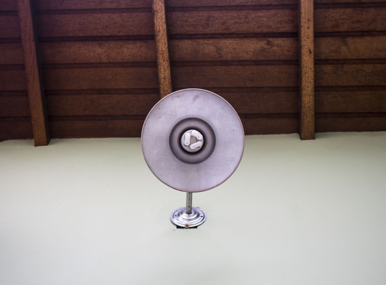 Canon EOS 700D (EOS Rebel T5i / EOS Kiss X7i) sample photo. Light, spotlight photography