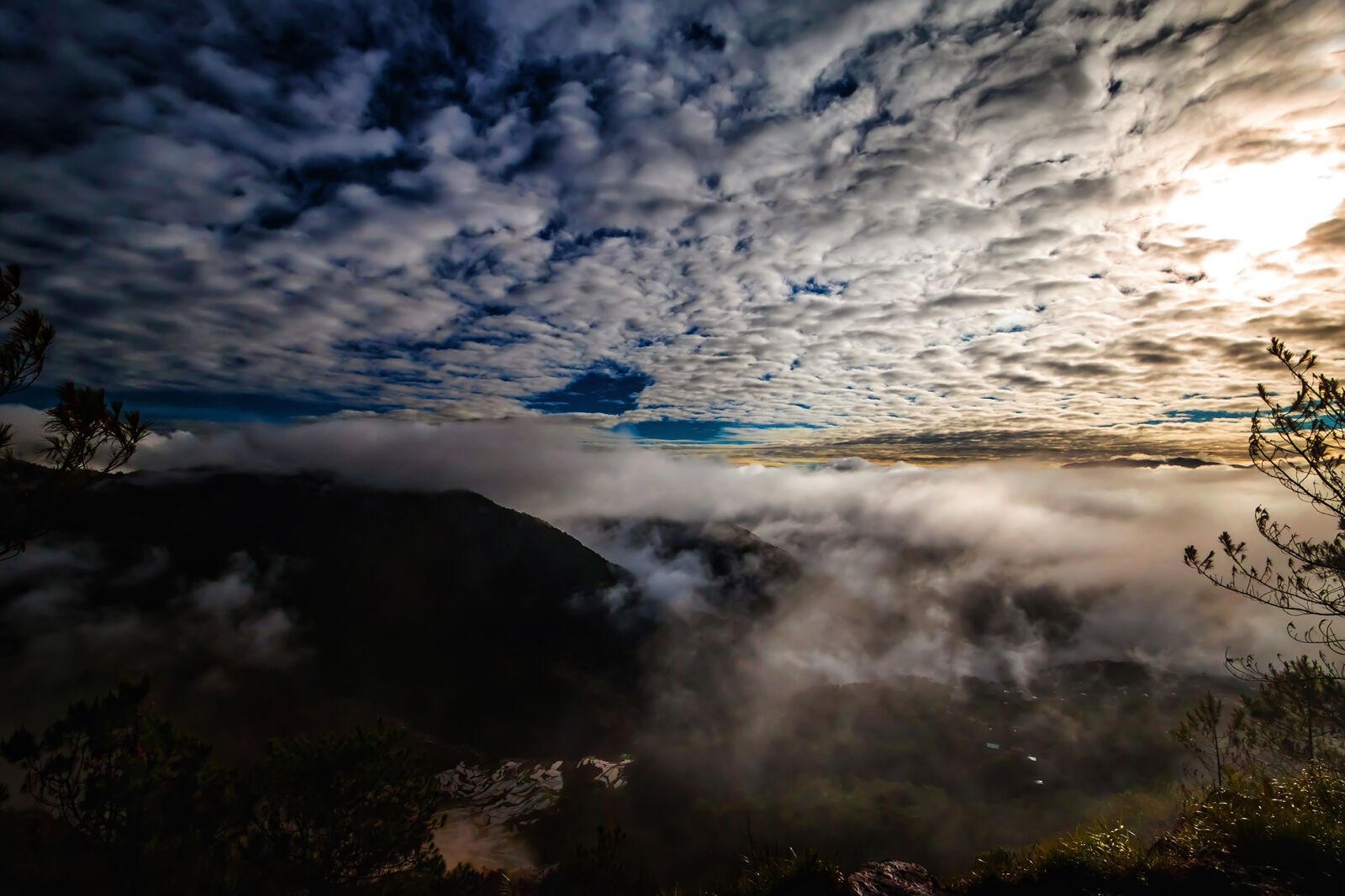 Canon EF-S 10-22mm F3.5-4.5 USM sample photo. Clouds, mountain, peak, sky photography
