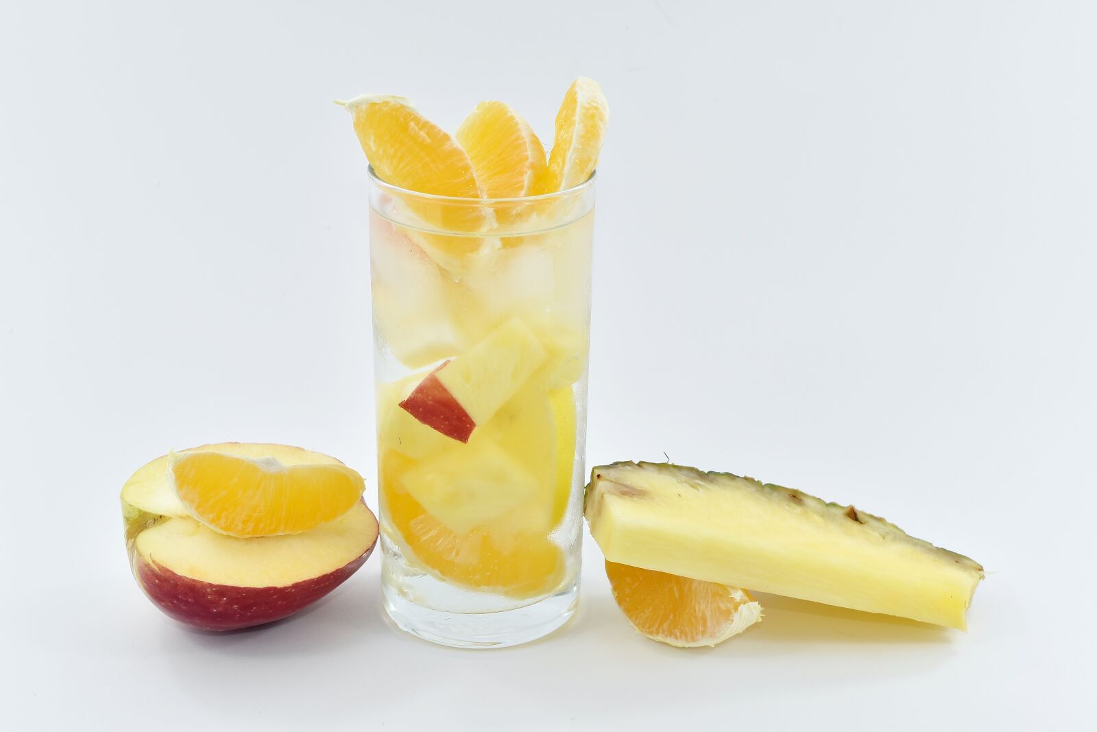 Nikon D5500 sample photo. Apple, fruit cocktail, fruit photography
