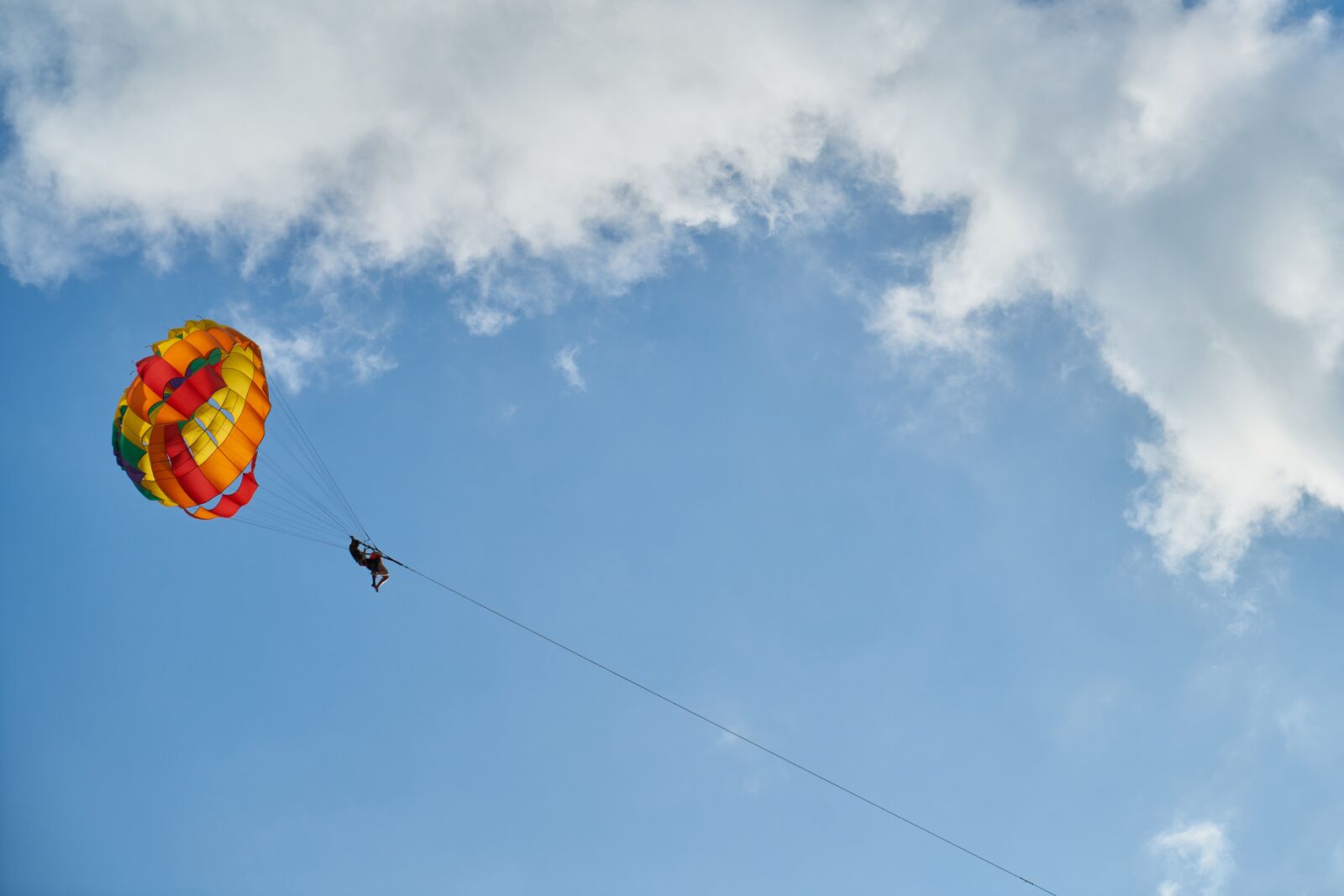 Sony a7R II sample photo. Parachute, fly, cloud photography