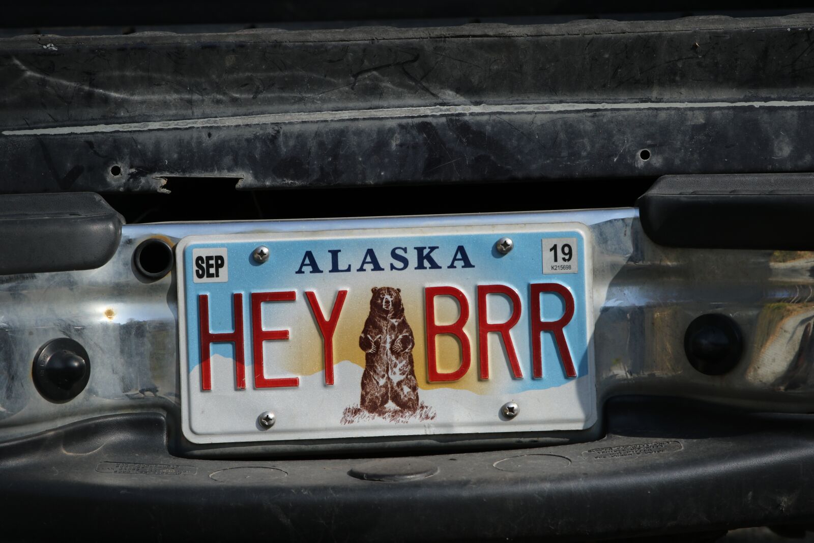 Canon EOS 7D Mark II sample photo. Plate, car, alaska photography