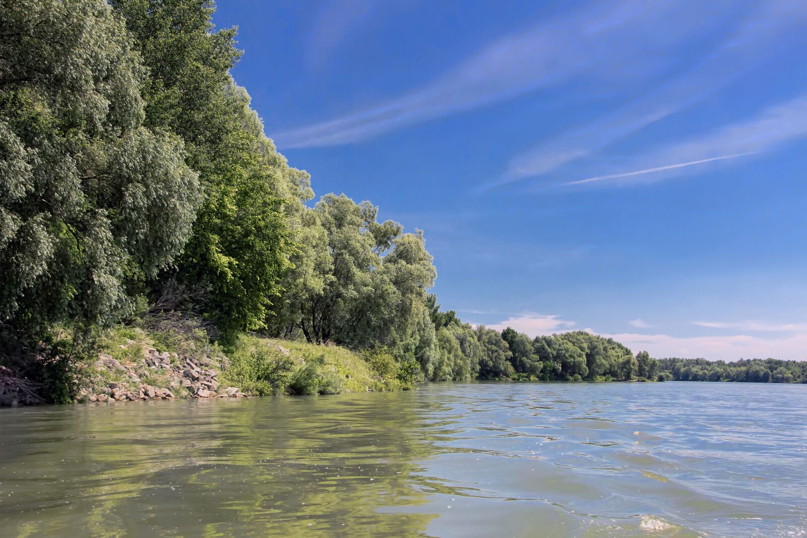 Canon EOS 600D (Rebel EOS T3i / EOS Kiss X5) sample photo. Danube, slovakia, nature photography