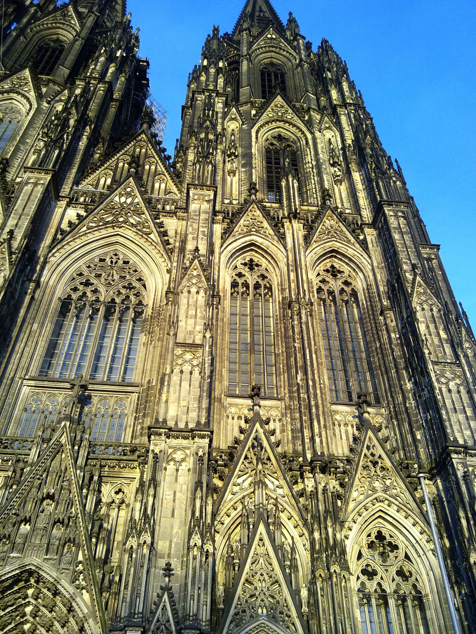 Nokia X6-00 sample photo. Cologne cathedral, rhine, architecture photography