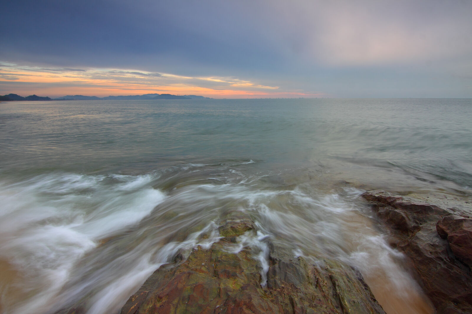 Canon EOS 50D sample photo. Beach, clouds, dawn, daylight photography
