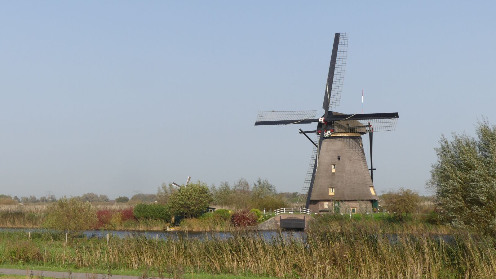 Panasonic Lumix DMC-FZ300 sample photo. Mill, holland, kinderdijk photography