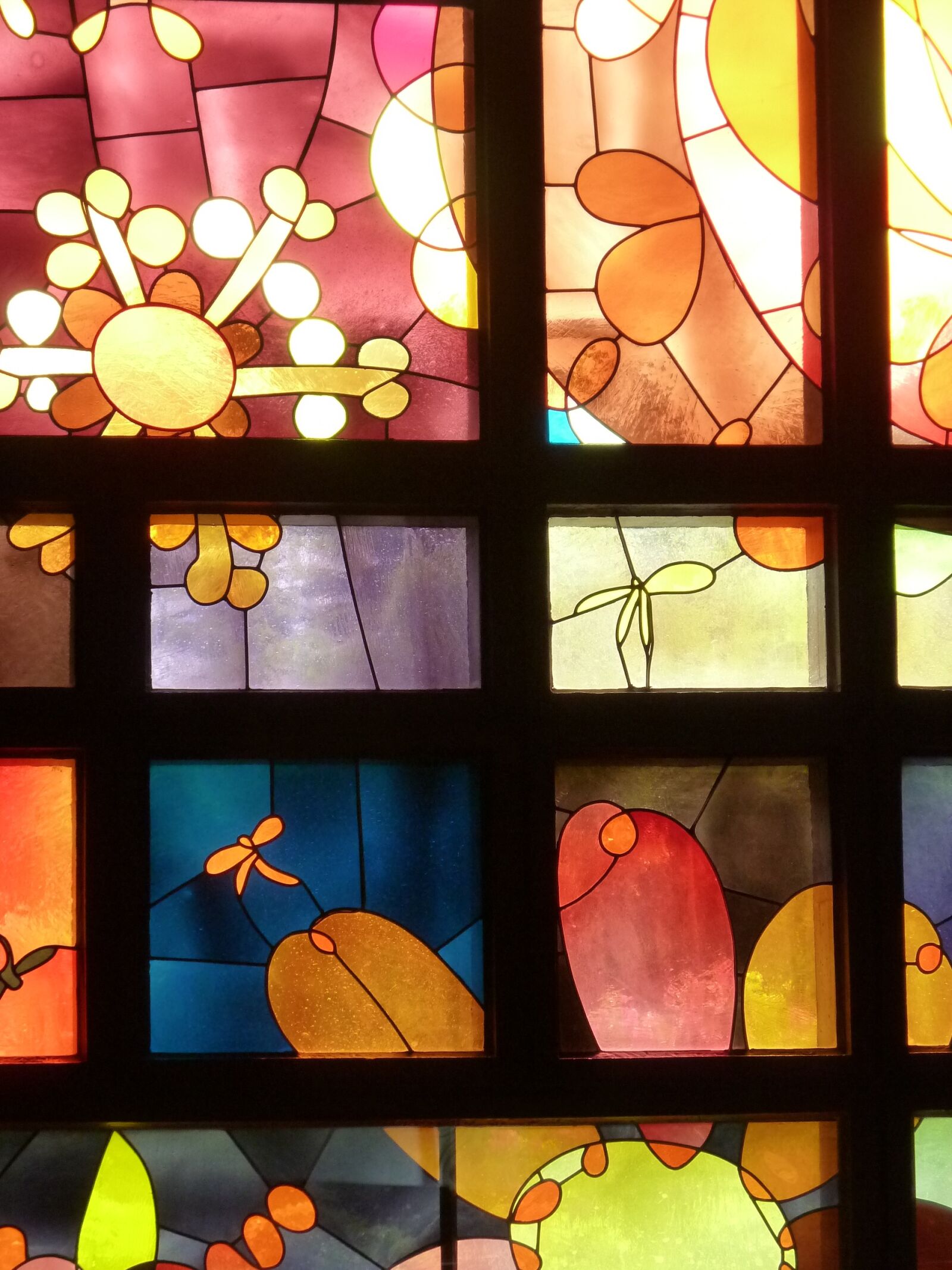 Panasonic Lumix DMC-ZS5 (Lumix DMC-TZ8) sample photo. Church window, stained glass photography