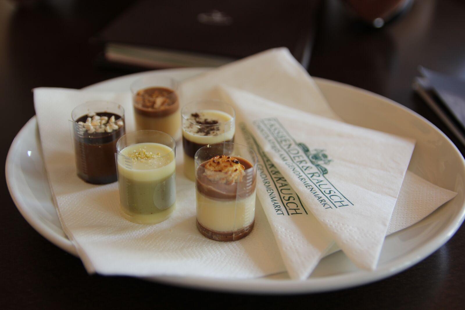 Canon EOS 60D sample photo. Food, chocolate, tasty photography