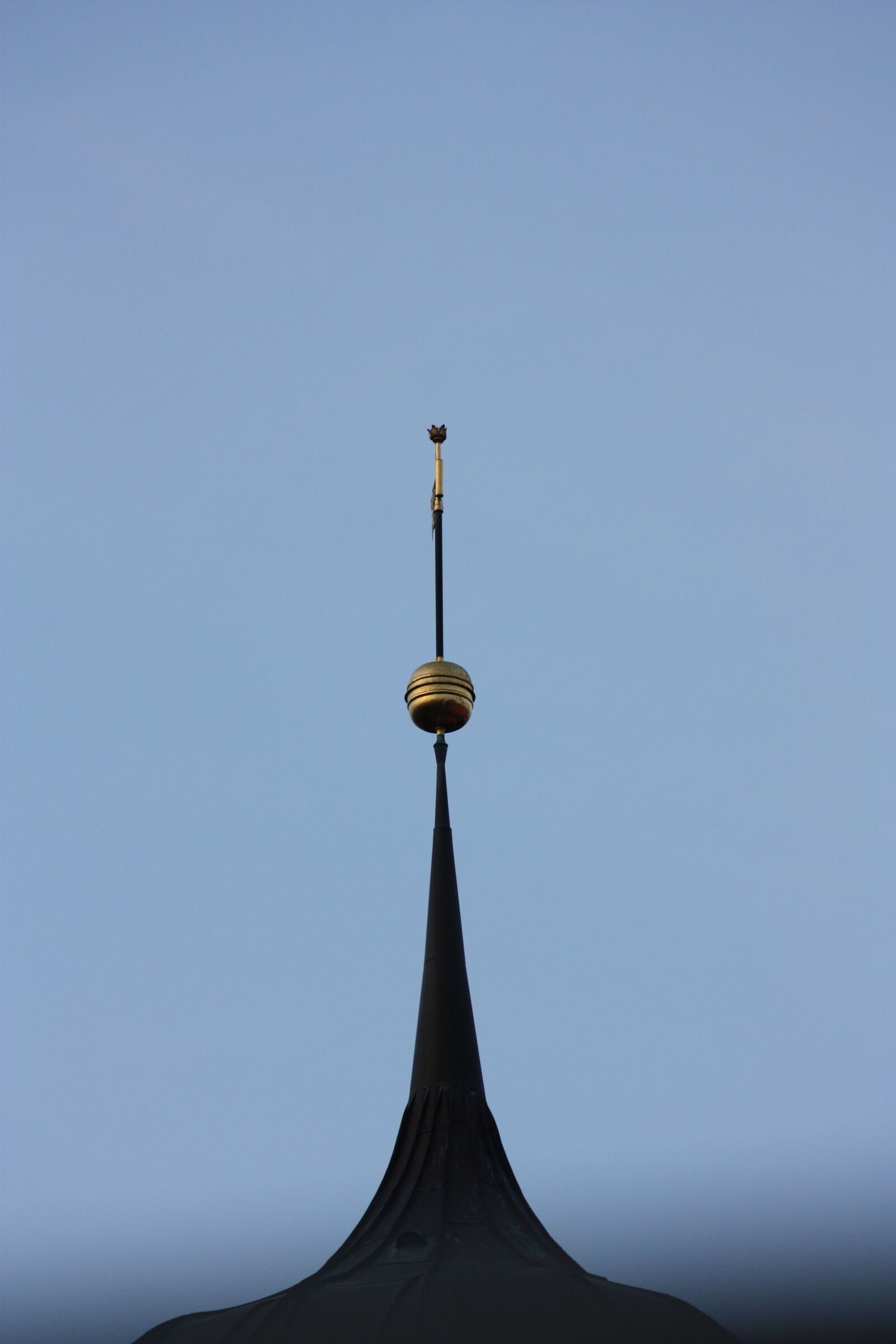 Canon EOS 450D (EOS Rebel XSi / EOS Kiss X2) sample photo. Church, great, steeple photography