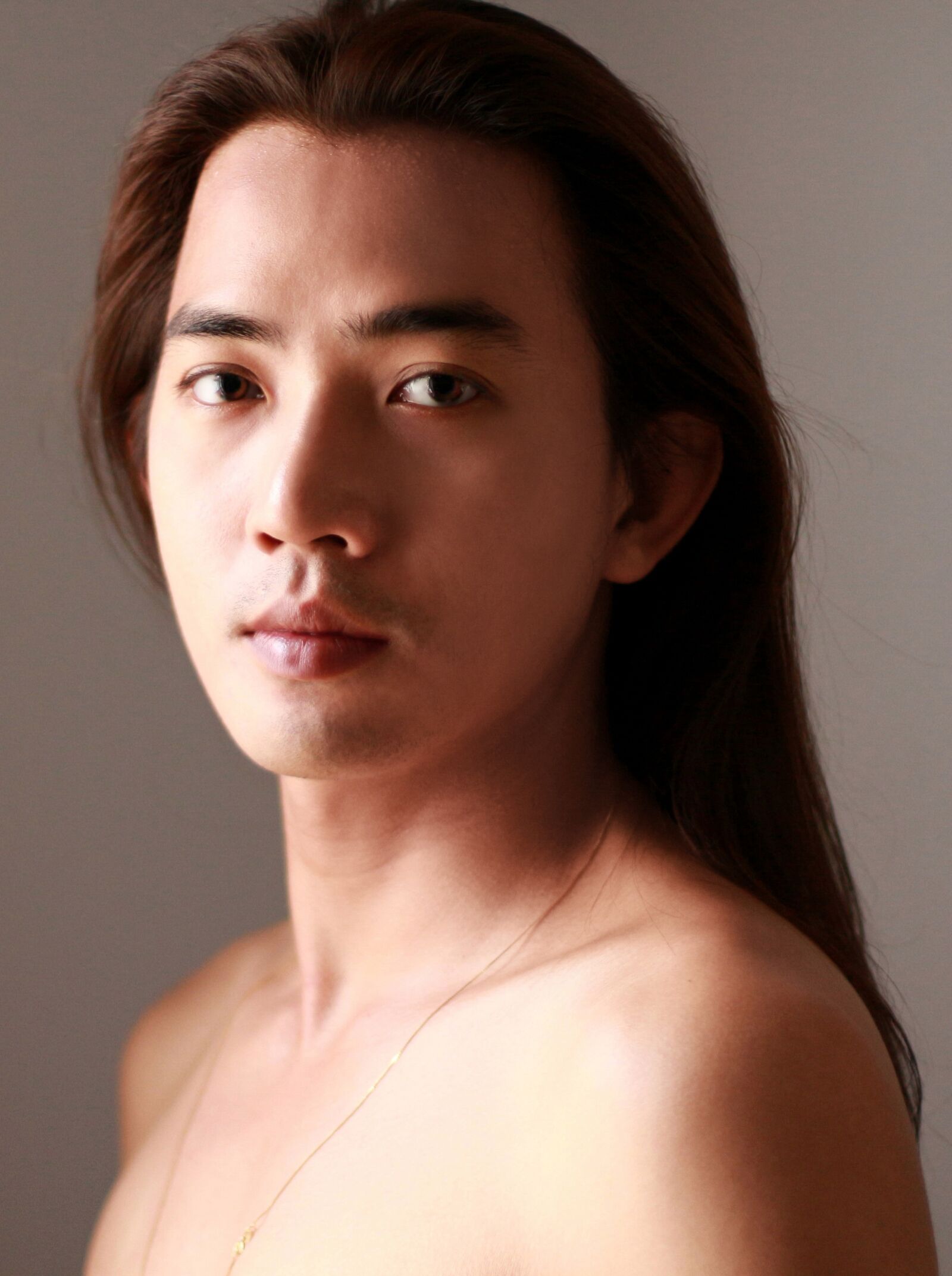 Canon EOS 100D (EOS Rebel SL1 / EOS Kiss X7) sample photo. Long hair, stand alone photography