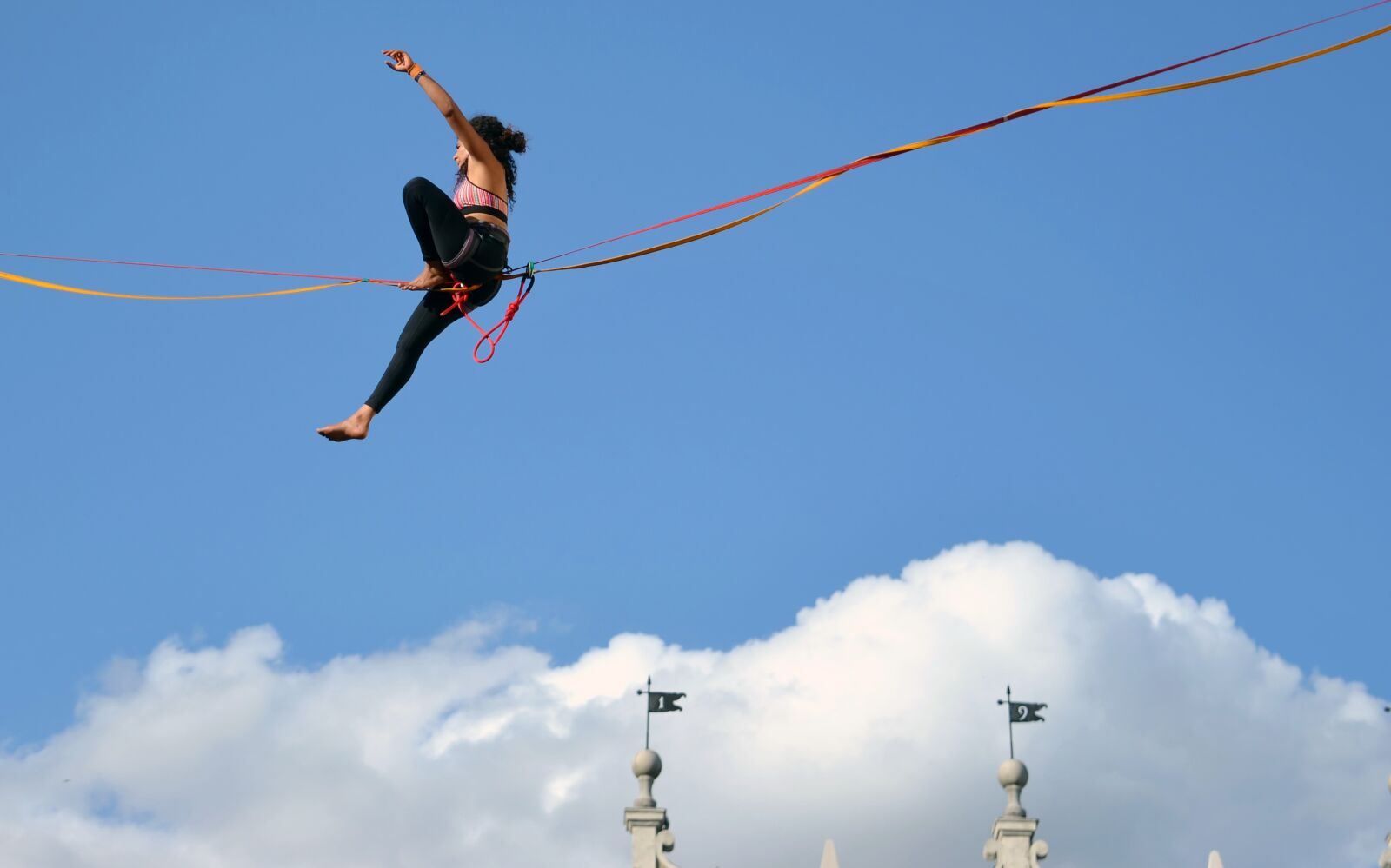 Nikon D5100 sample photo. Woman, acrobat, perform photography