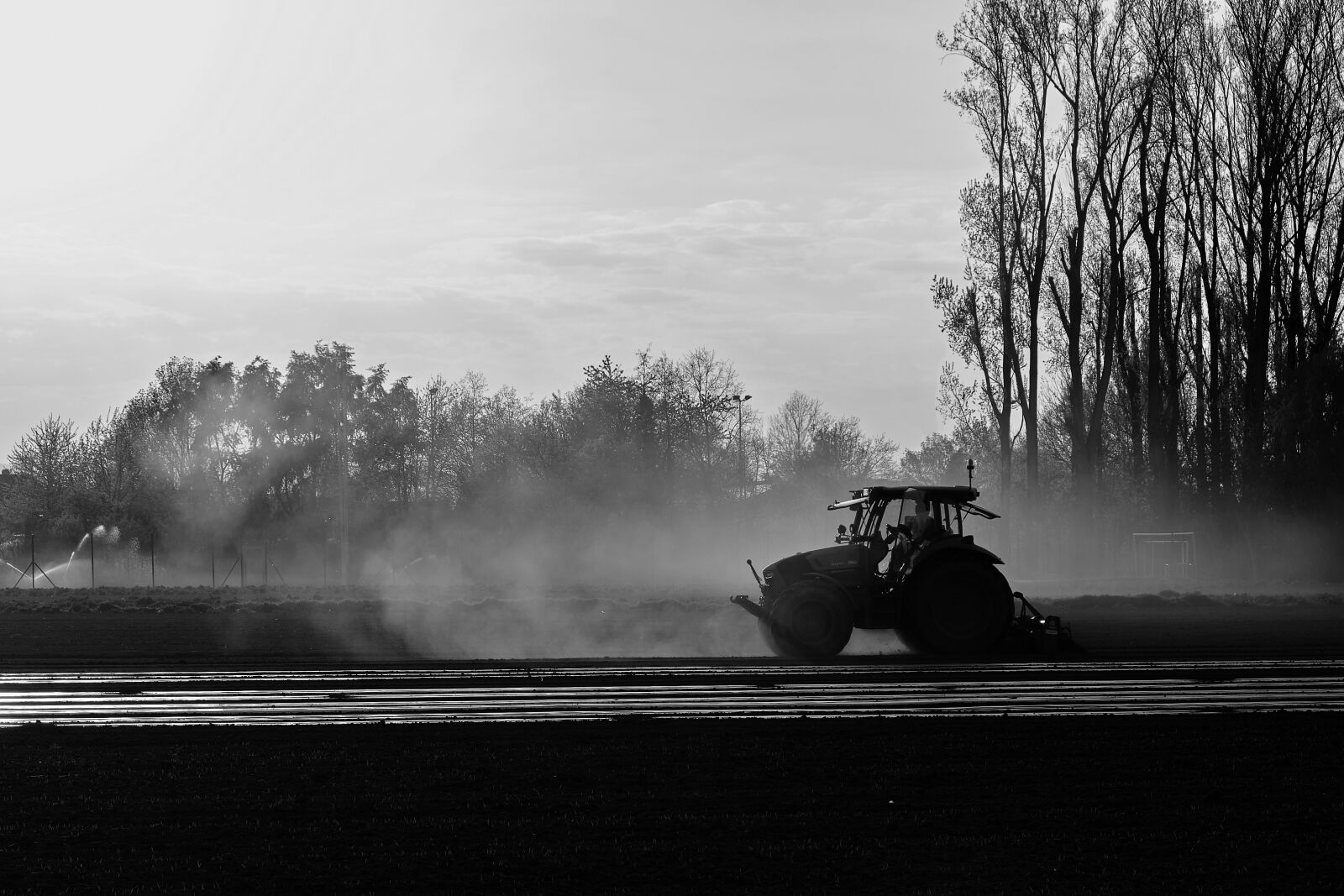 Fujifilm XF 18-55mm F2.8-4 R LM OIS sample photo. Agriculture, agricultural machine, tractors photography