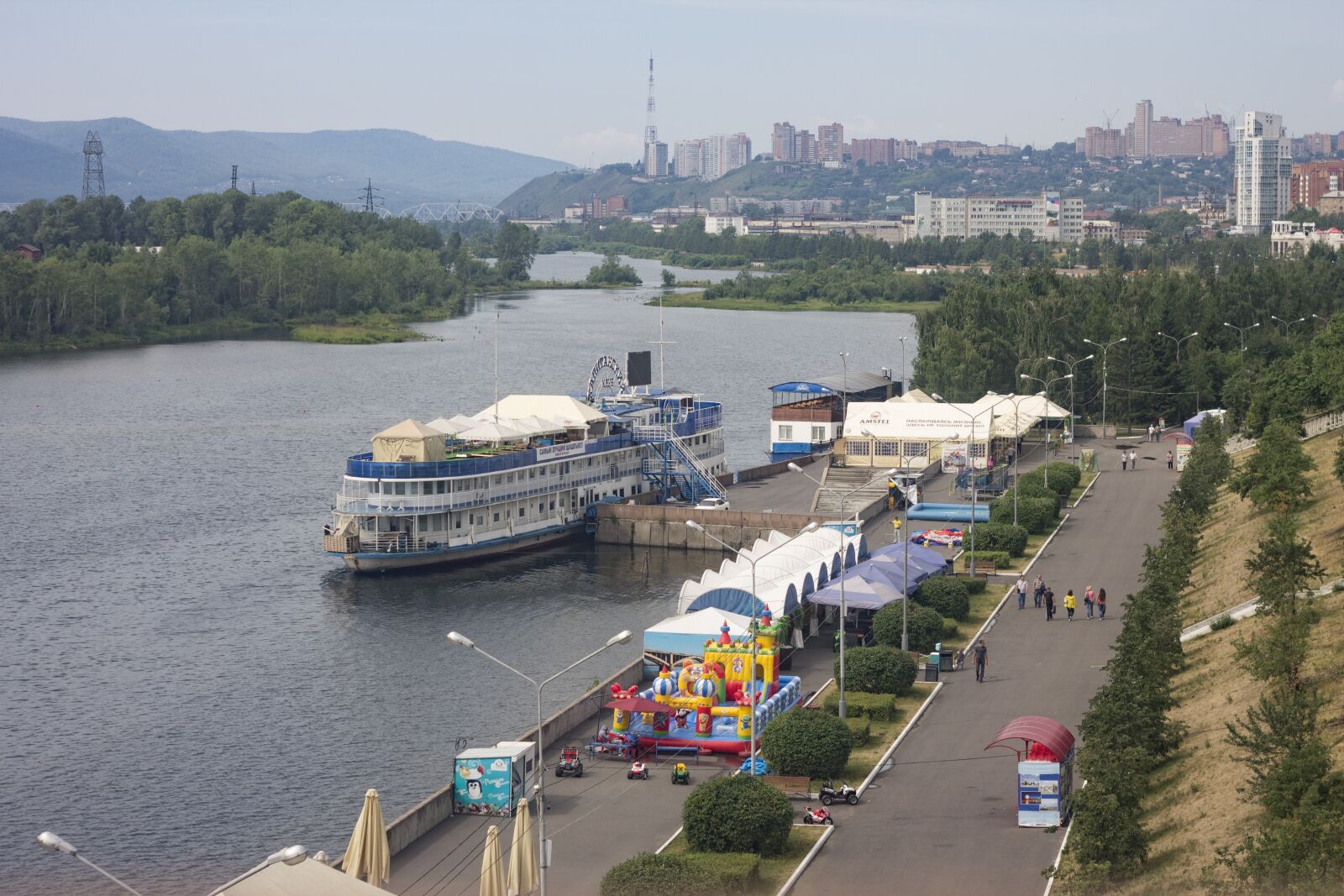 Canon EOS 1100D (EOS Rebel T3 / EOS Kiss X50) sample photo. Krasnoyarsk, quay, city photography