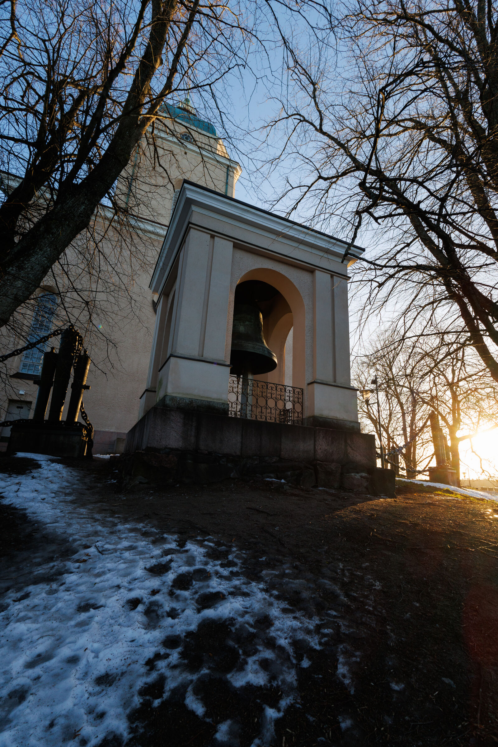 Canon RF 10-20mm F4 L IS STM sample photo. Sunrise church photography