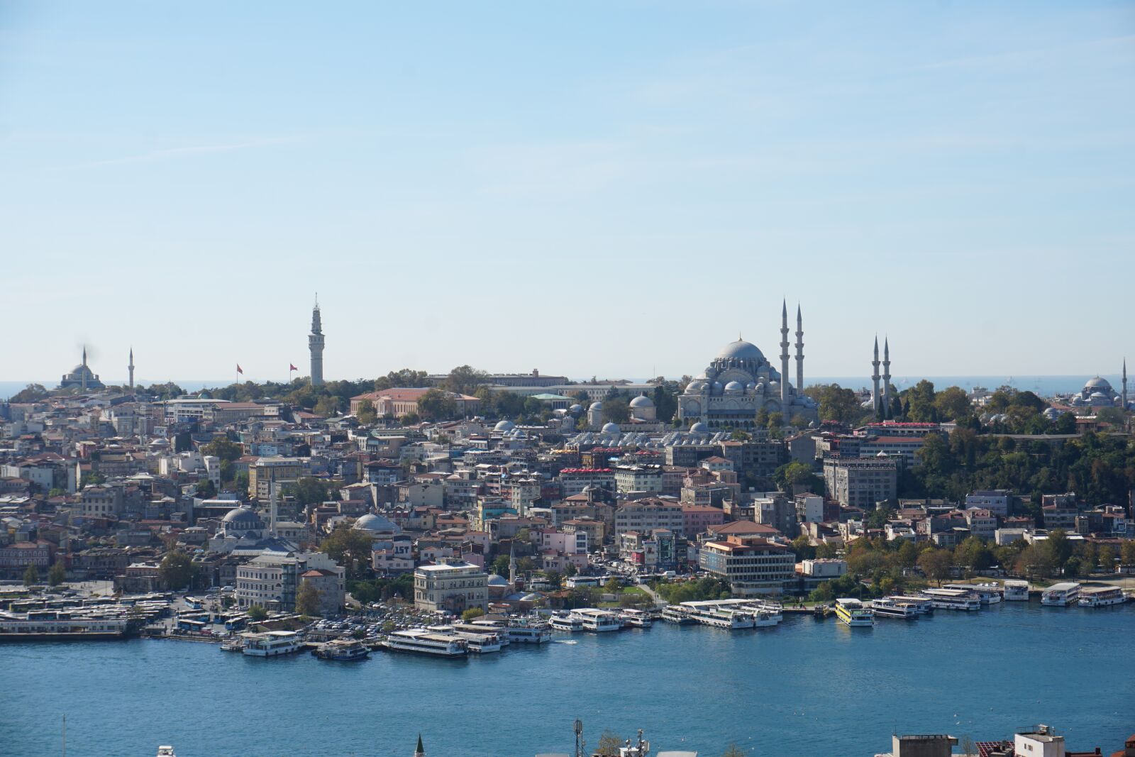 Sony E 16-50mm F3.5-5.6 PZ OSS sample photo. Istanbul, estuary, süleymaniye photography