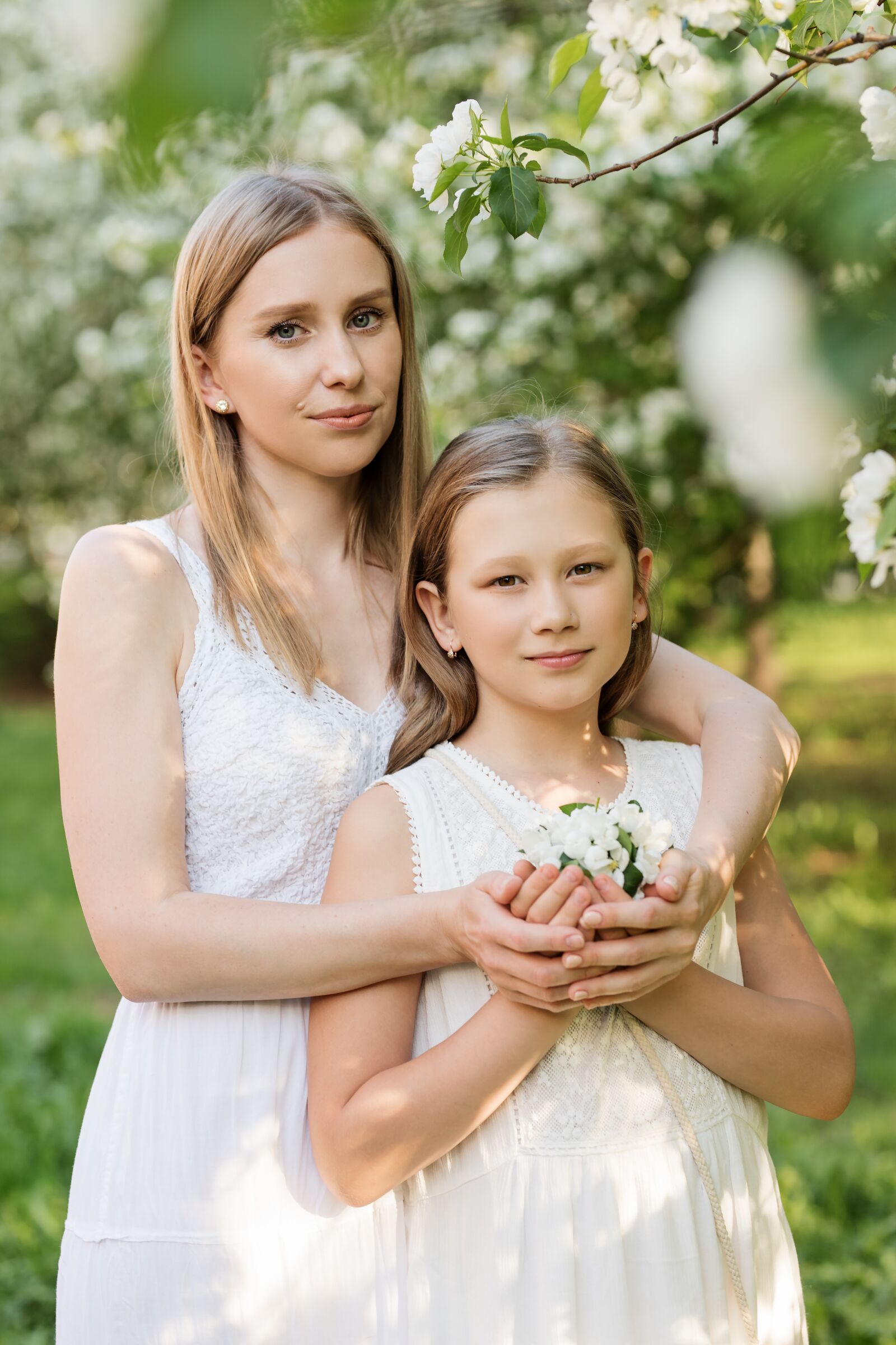 Sigma 85mm F1.4 DG HSM Art sample photo. Mom, daughter, family photography