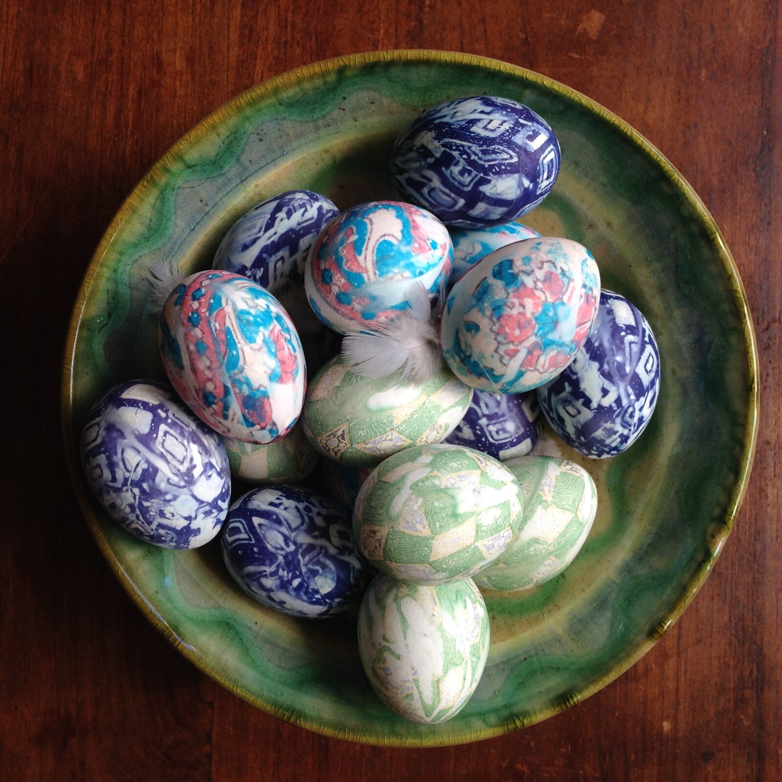 iPhone 5 back camera 4.12mm f/2.4 sample photo. Easter, eggs, art photography