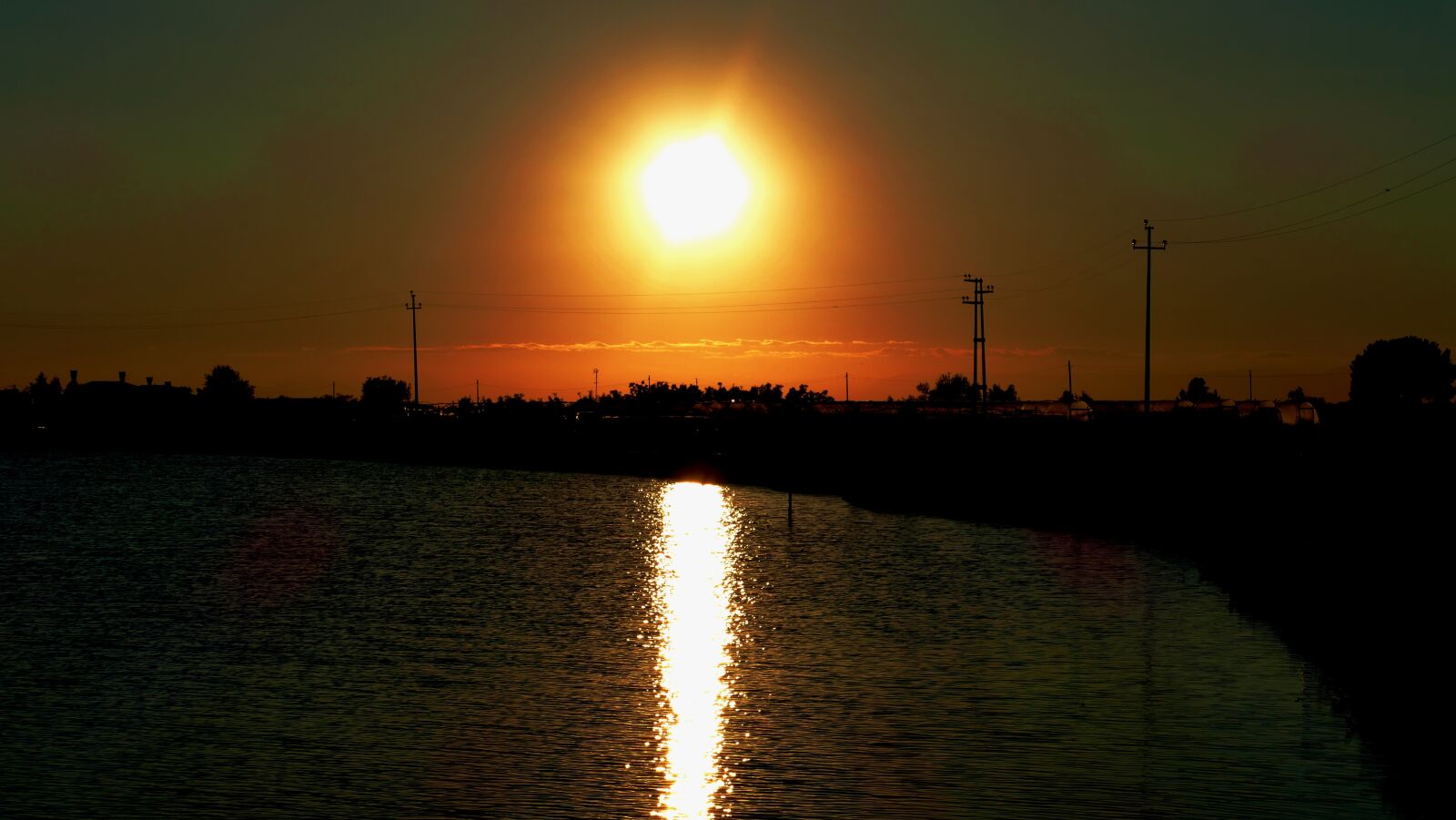Panasonic Lumix DMC-FZ1000 sample photo. Italy, sunset, sea photography