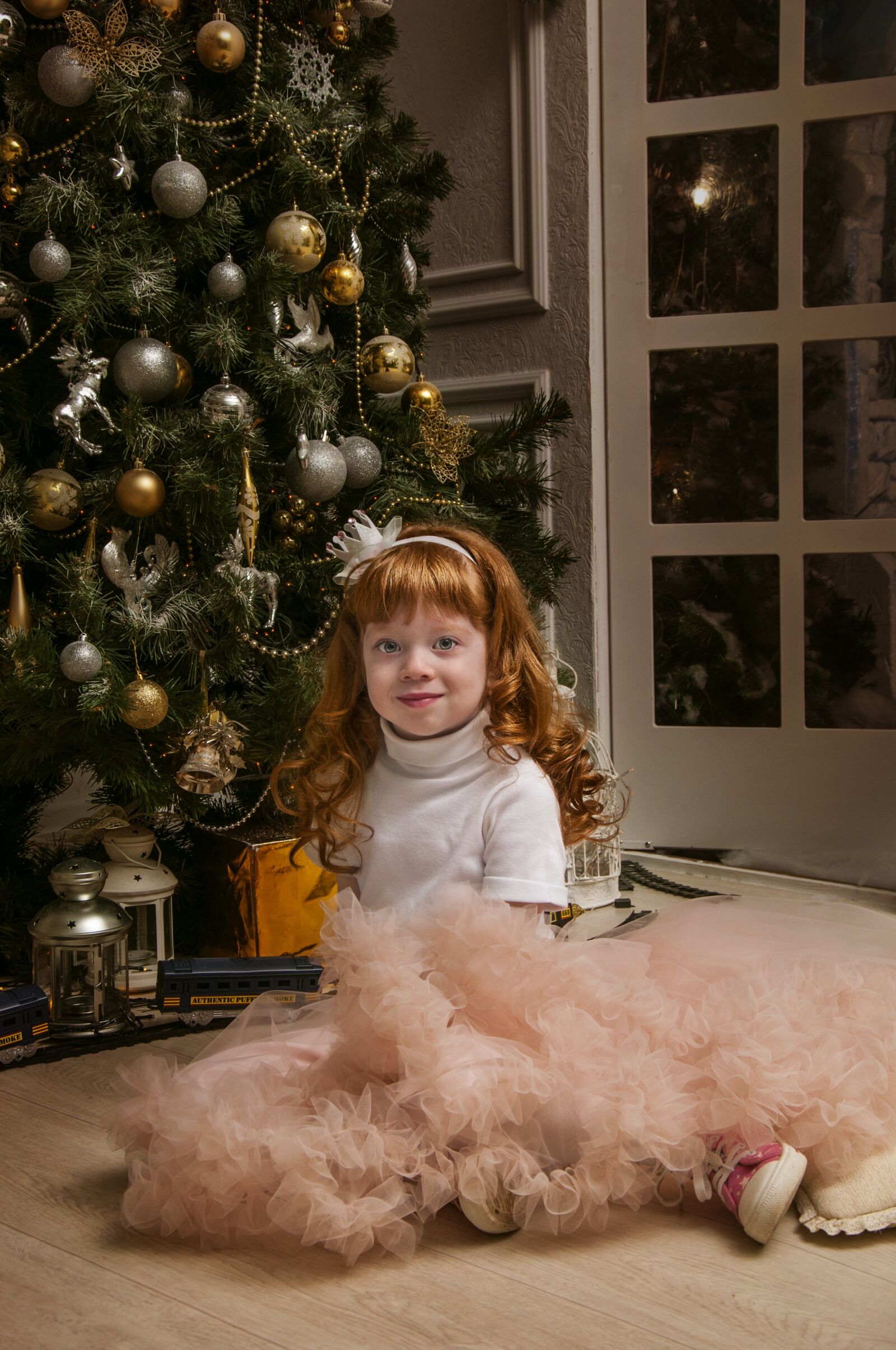 Nikon D90 sample photo. New year's eve, christmas photography