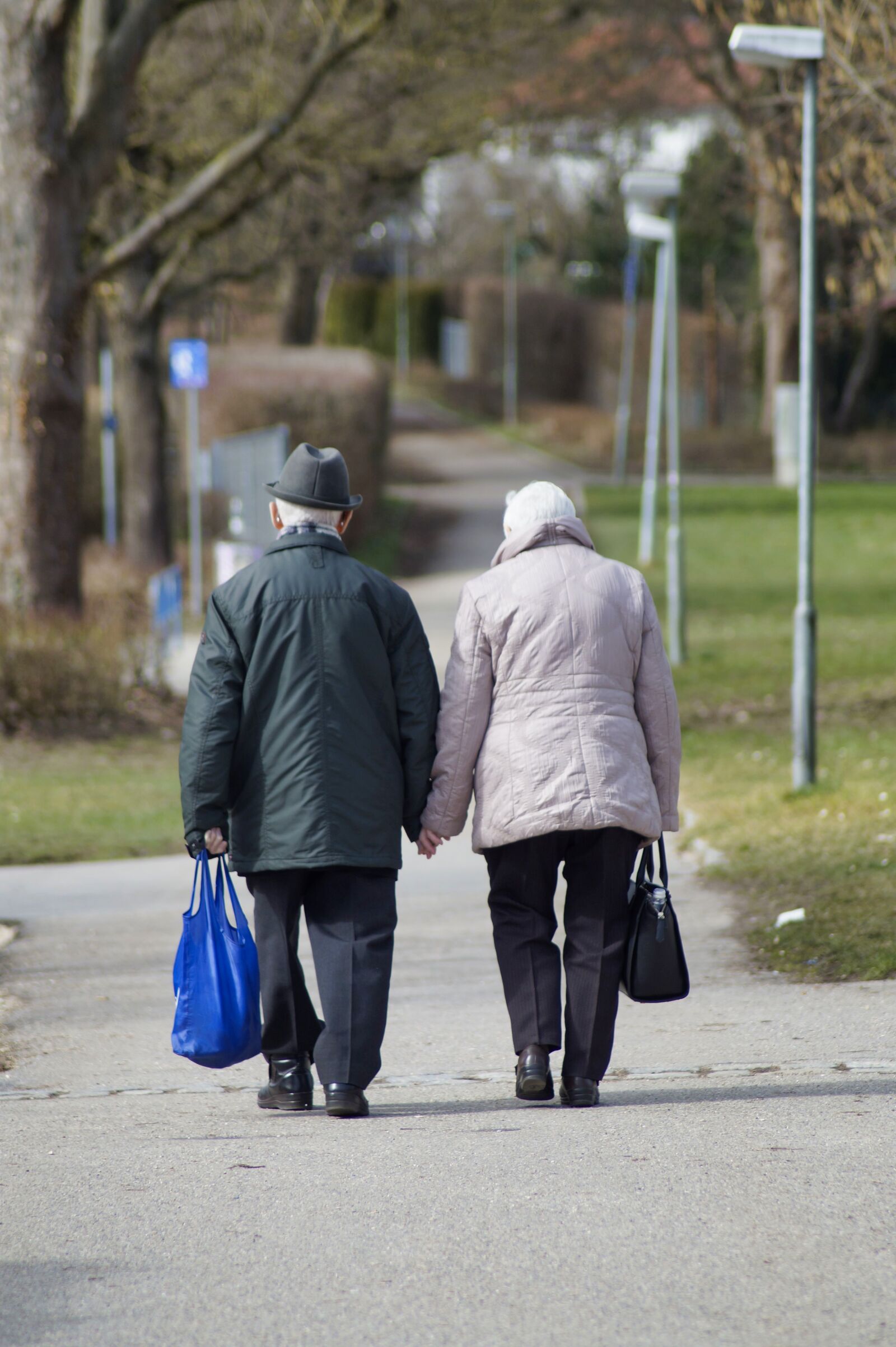 Sony SLT-A58 sample photo. Old people, man, woman photography