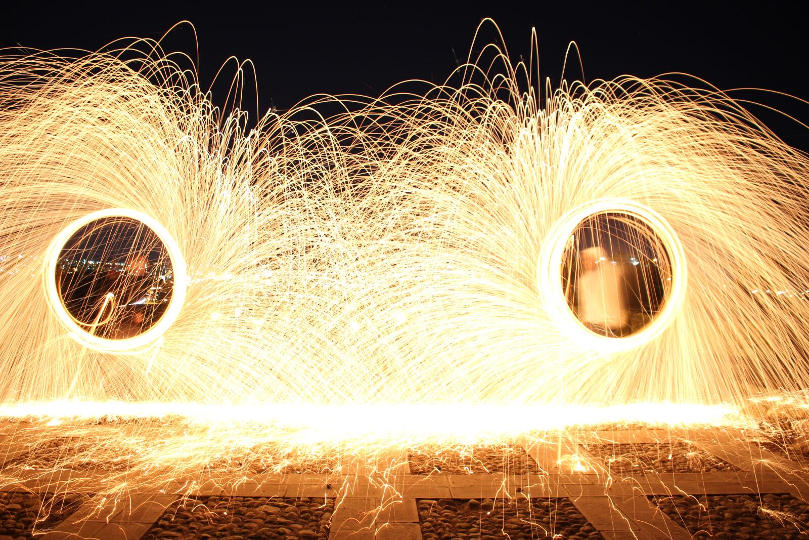 Canon EOS 700D (EOS Rebel T5i / EOS Kiss X7i) sample photo. Light painting, night, n photography