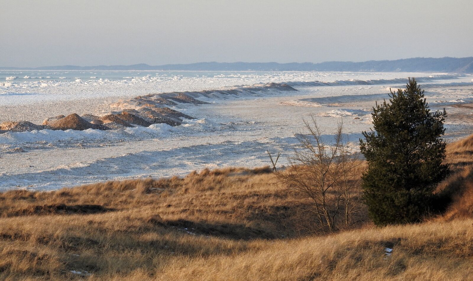 Nikon Coolpix P900 sample photo. Ice, lake, winter photography