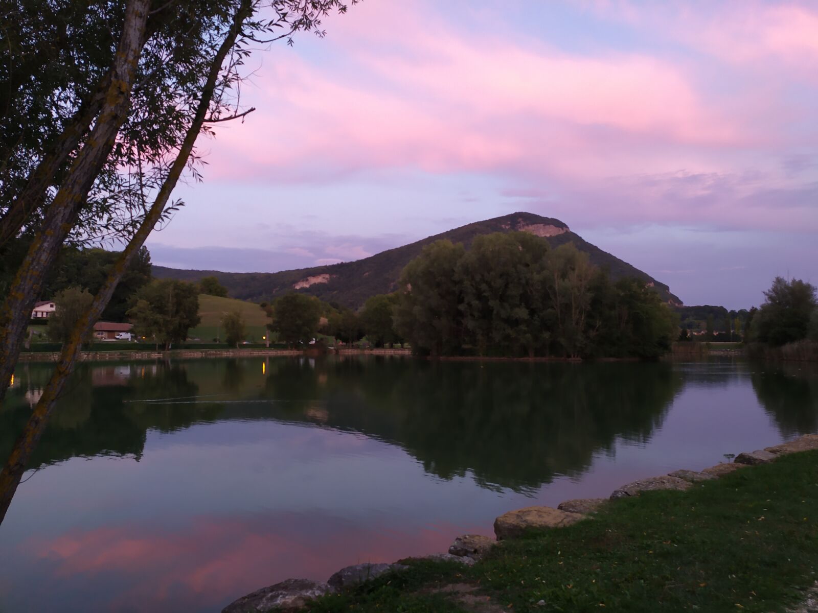 Xiaomi Redmi Note 7 sample photo. Lake, france, the balme photography