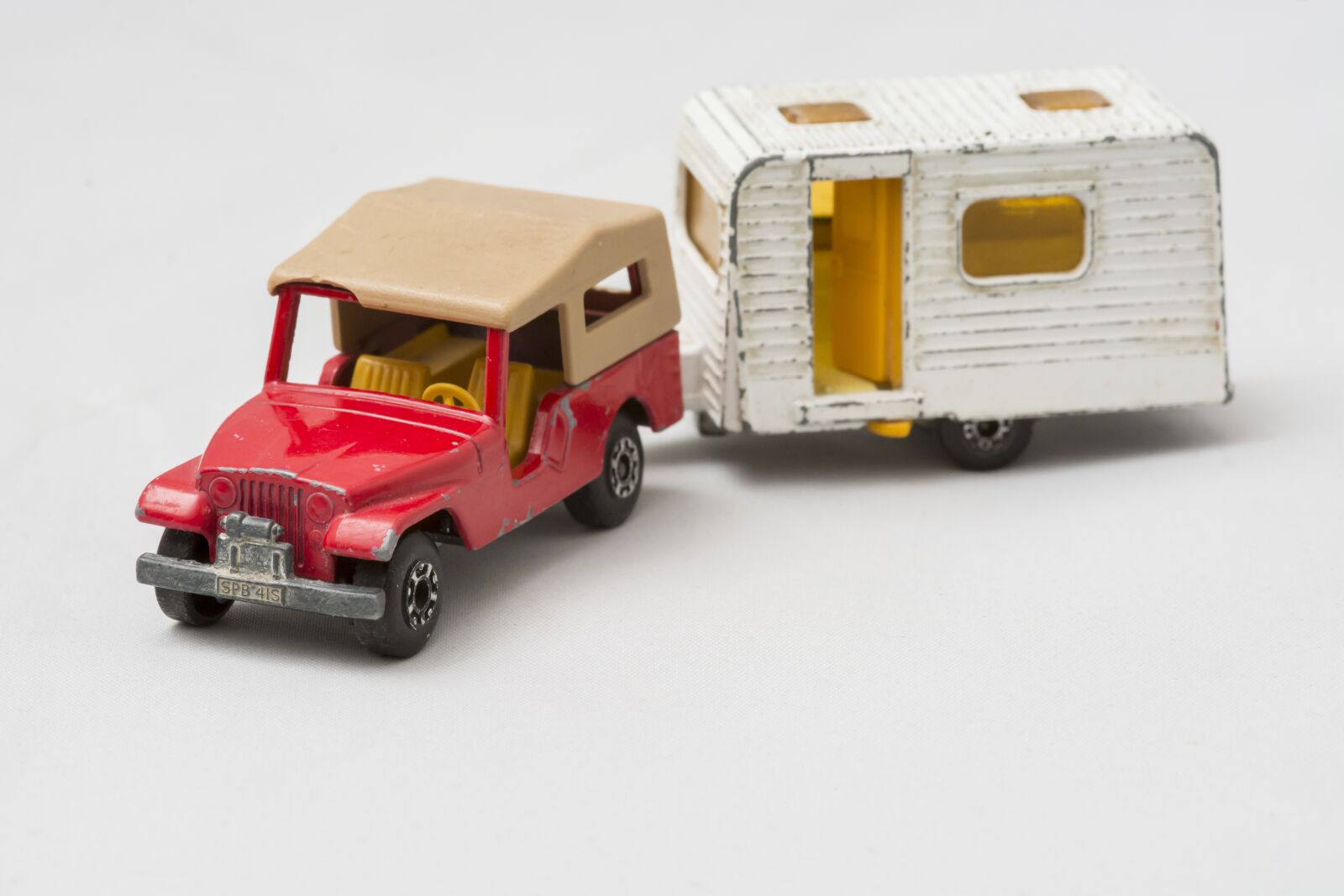 Nikon D7100 sample photo. Matchbox, found in the photography