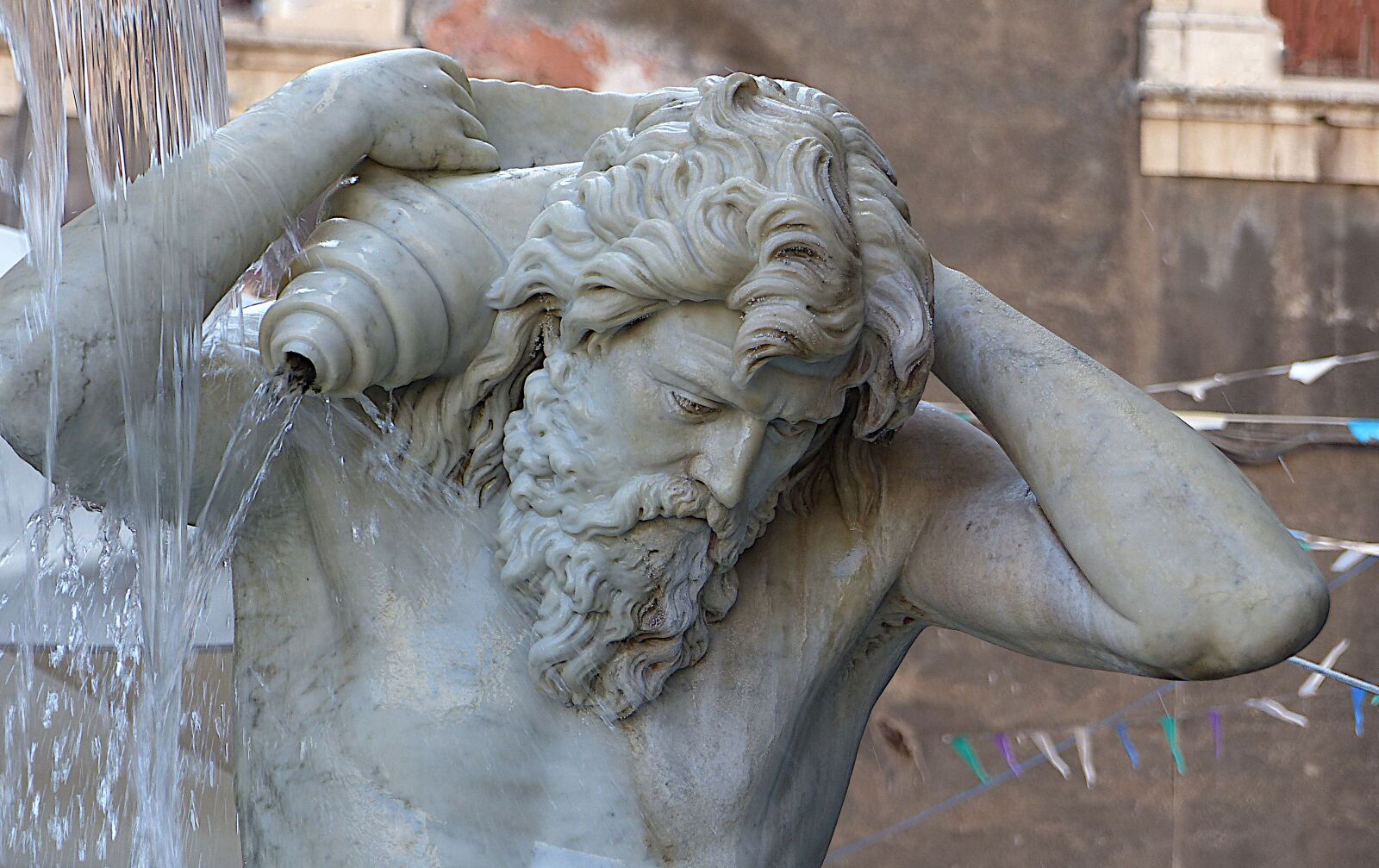 Panasonic Lumix DMC-FZ200 sample photo. Monument, statue, fountain photography
