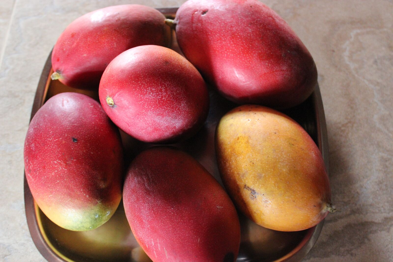 Canon EOS 600D (Rebel EOS T3i / EOS Kiss X5) sample photo. Fruit, manga, fruit bowl photography
