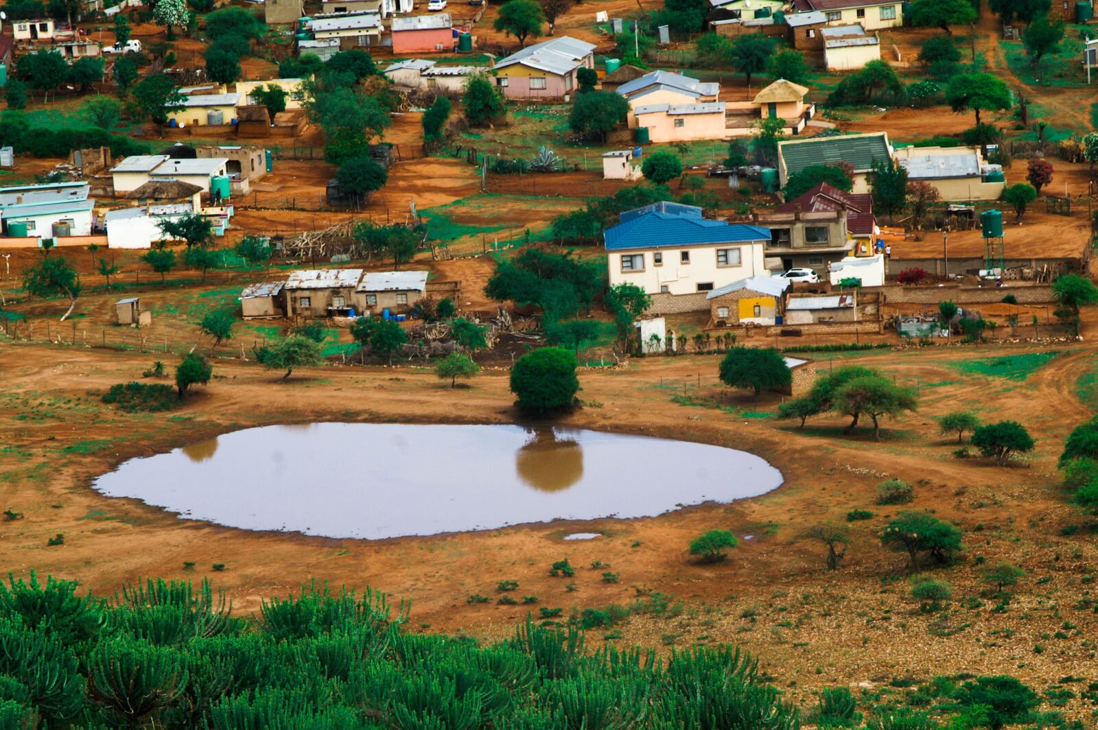 KONICA MINOLTA DYNAX 7D sample photo. Limpopo, village, rural photography