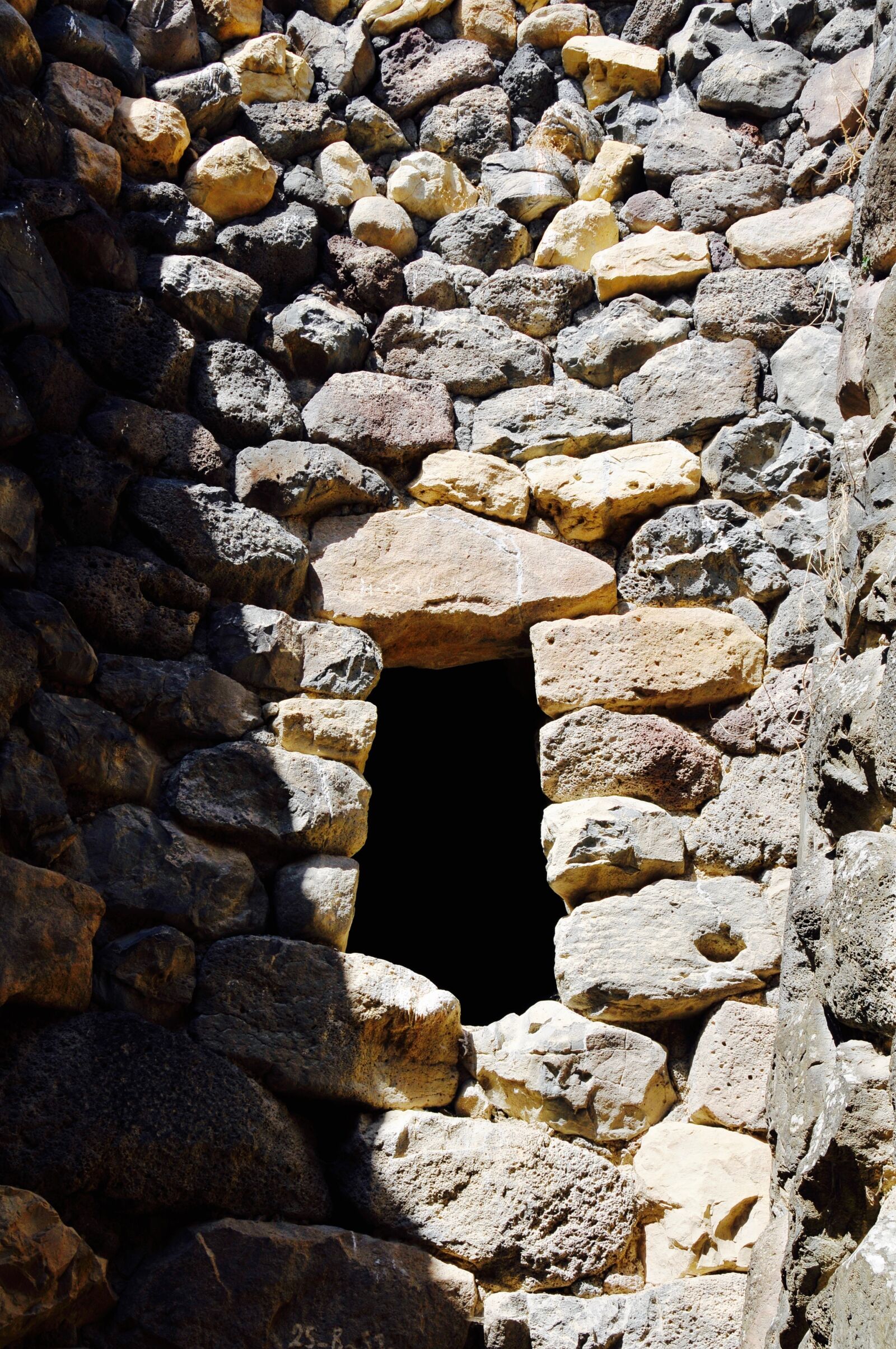Nikon D300 sample photo. Fortress, grave, historically photography
