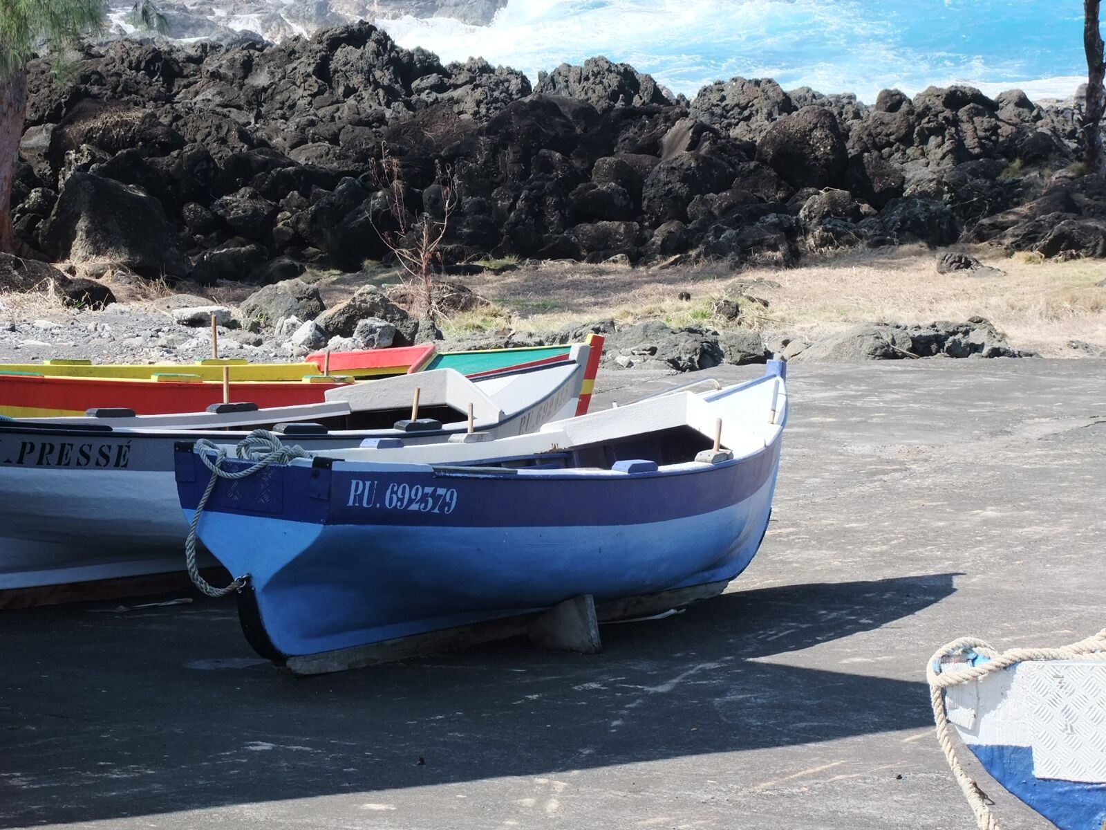 FujiFilm FinePix S200EXR (FinePix S205EXR) sample photo. Boat, boats, sea photography