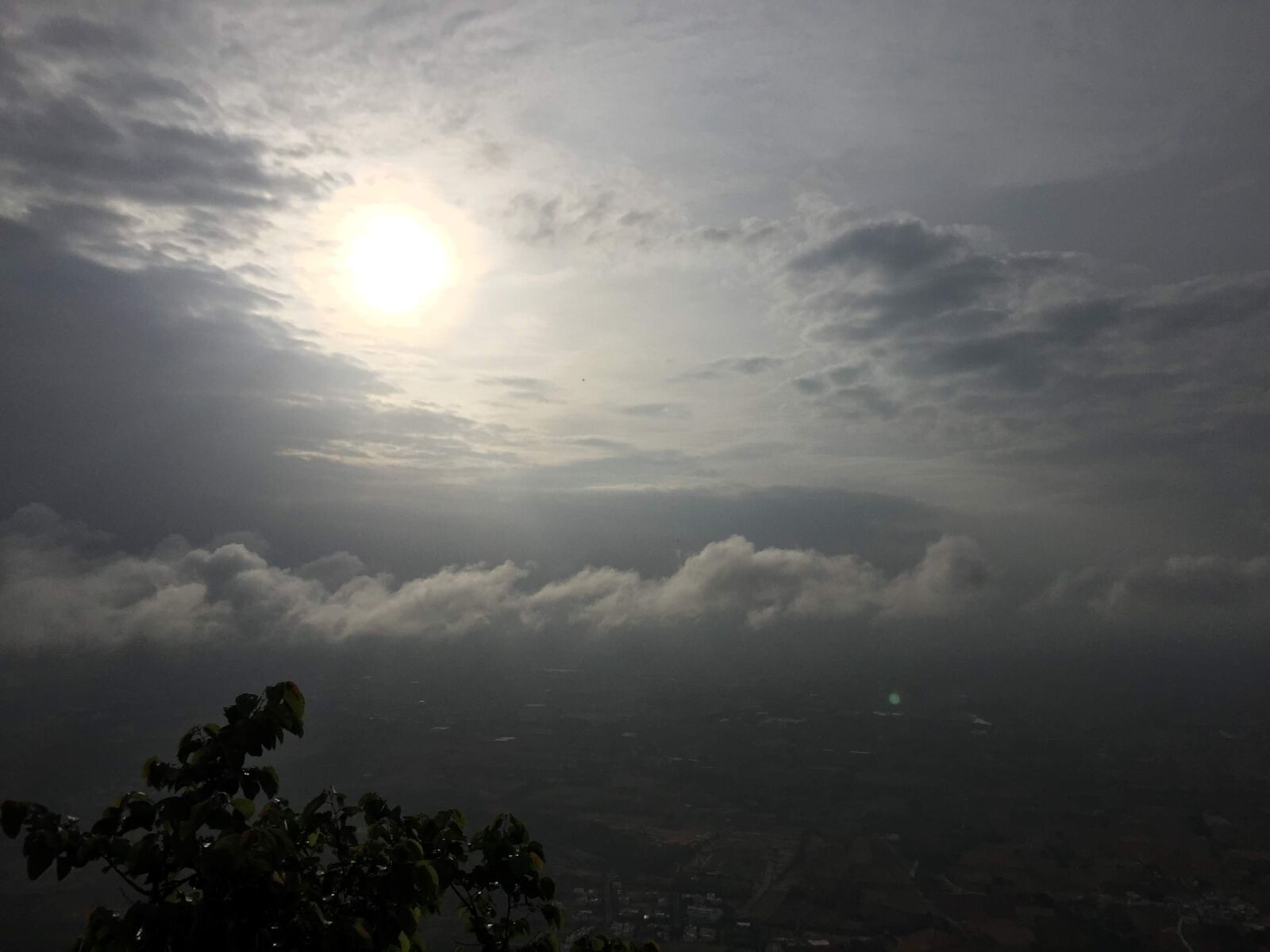 iPhone 6 back camera 4.15mm f/2.2 sample photo. Sunrise, sun, clouds photography