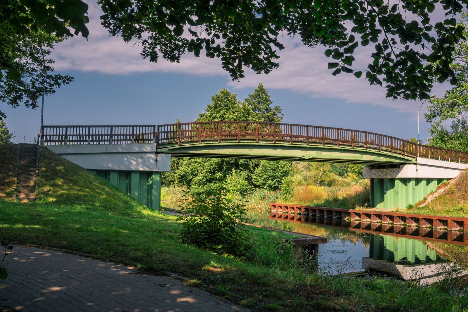 Sony a6000 sample photo. Bridge, water, channel photography