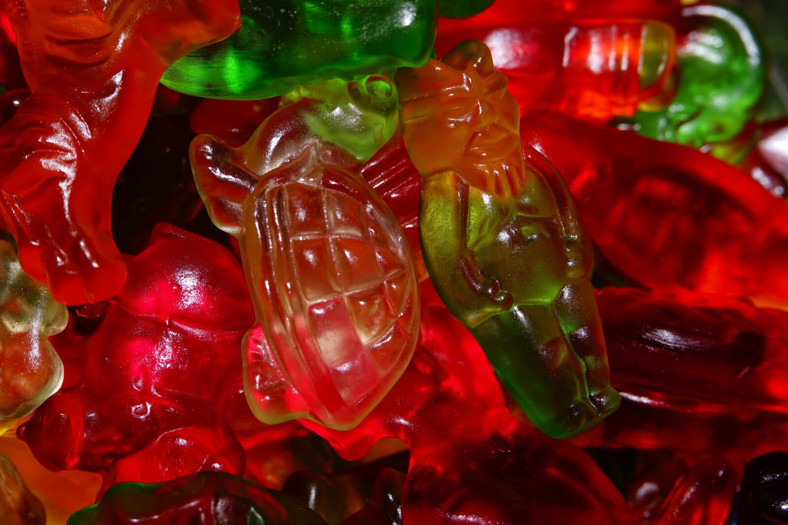 Sony a7 + Sony FE 28-70mm F3.5-5.6 OSS sample photo. Fruit jelly mix, gummib photography