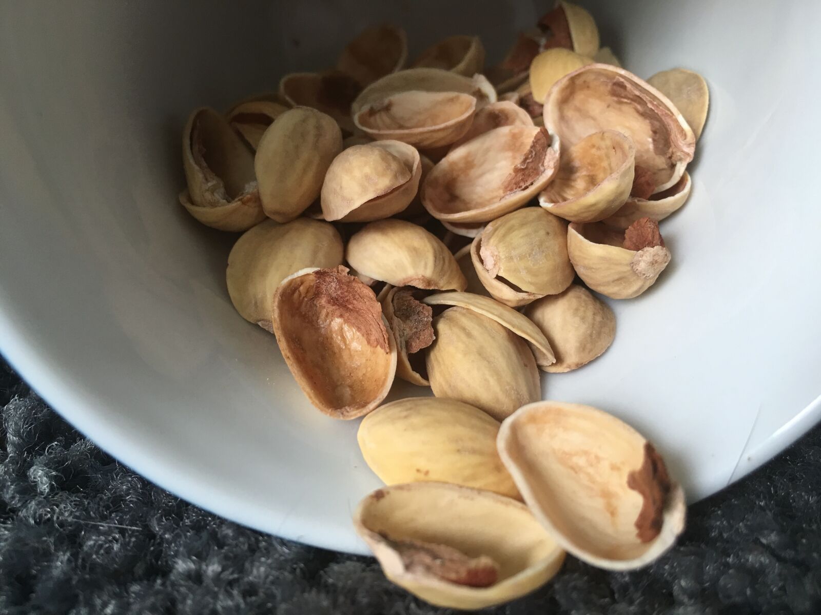 Apple iPhone 6s Plus sample photo. Nuts, pistachios, shell photography