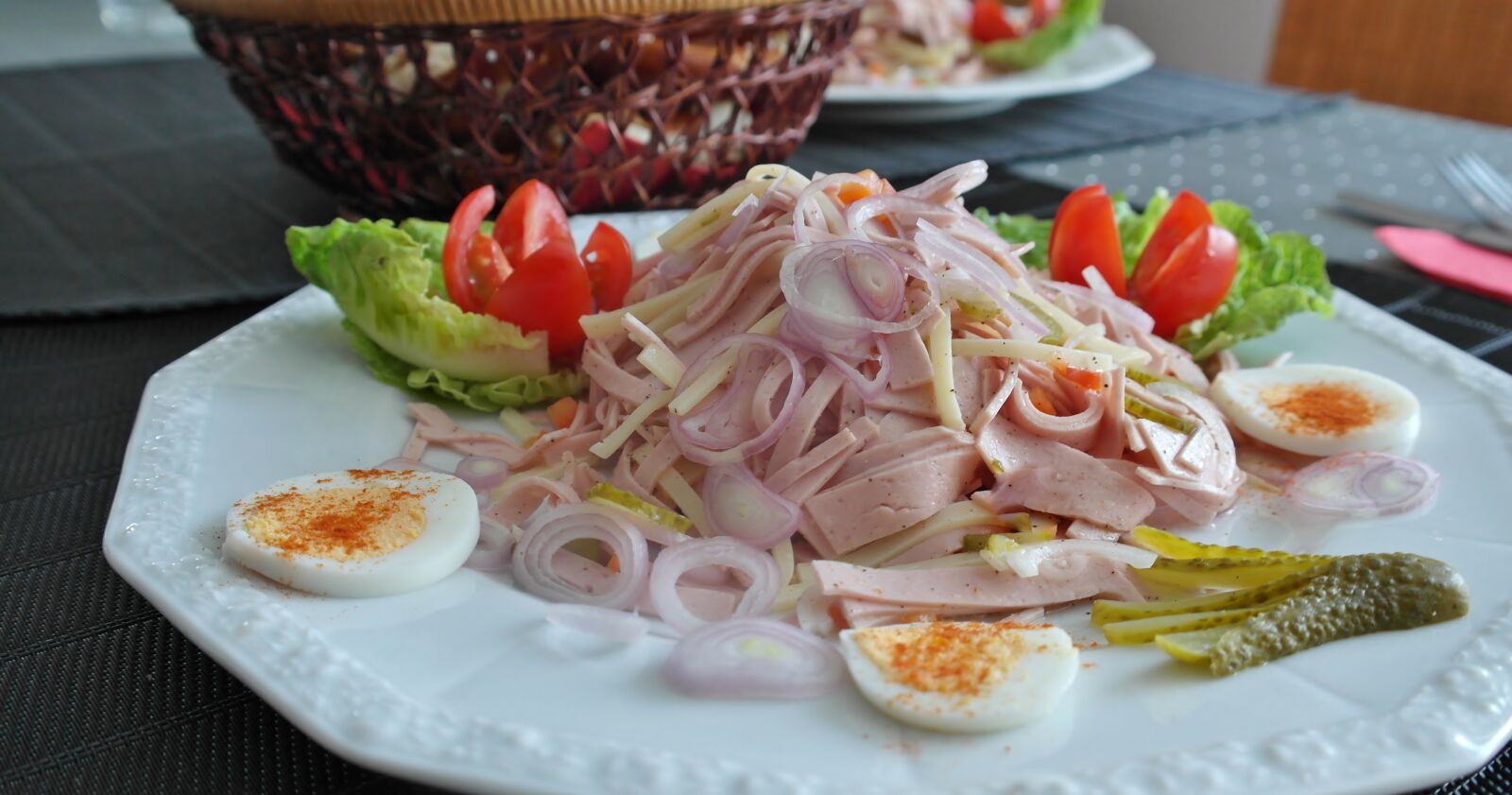 Samsung NX20 sample photo. Sausage salad, swiss, sausage photography