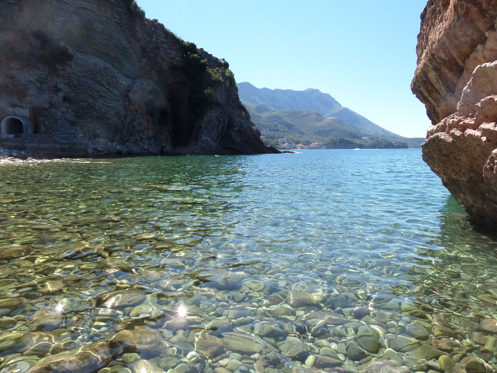 Samsung WB200F/WB201F/WB202F sample photo. Montenegro, morning photography