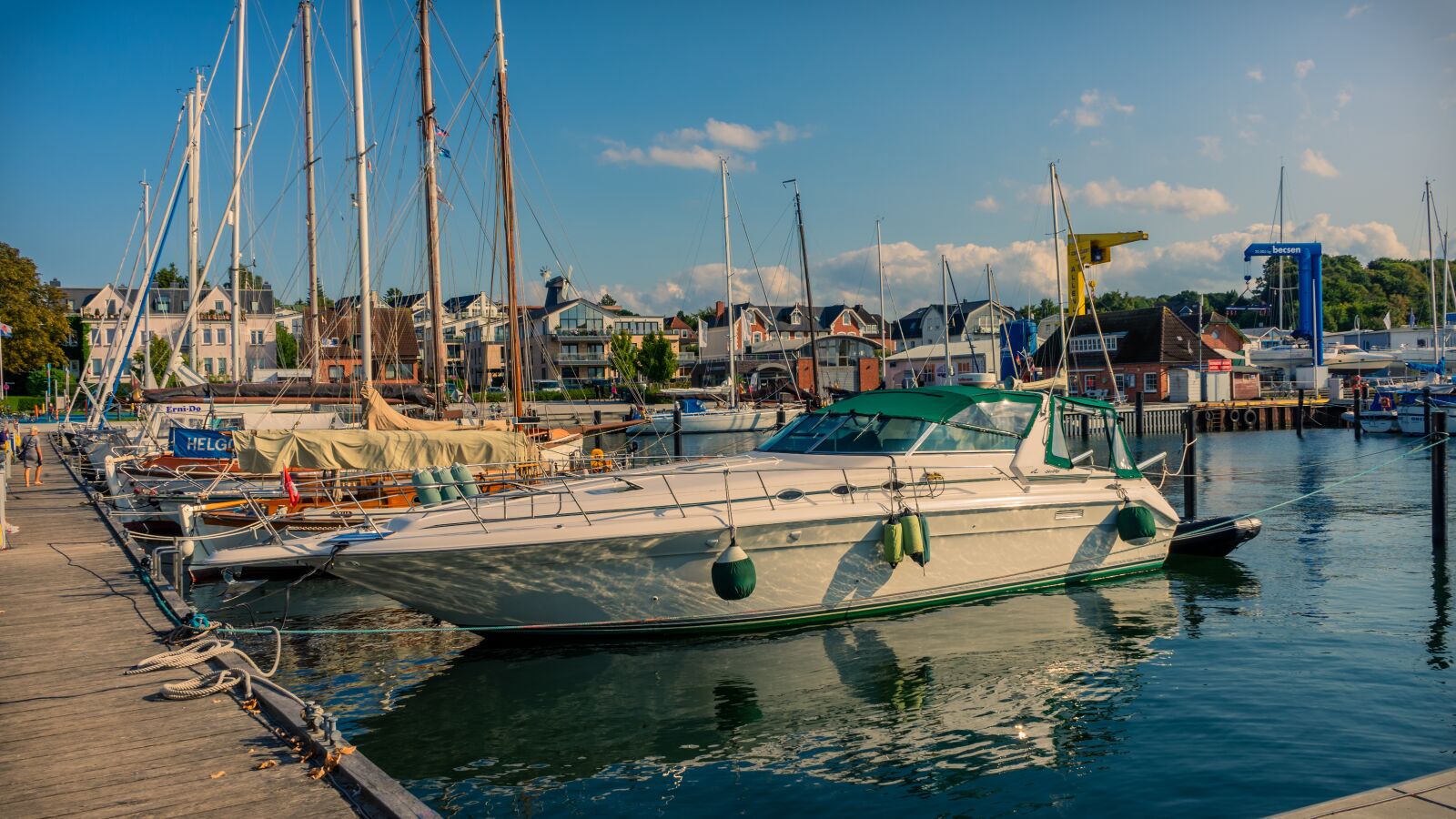 Sony a7 II + Sony FE 28-70mm F3.5-5.6 OSS sample photo. Port, sailing boats, powerboat photography