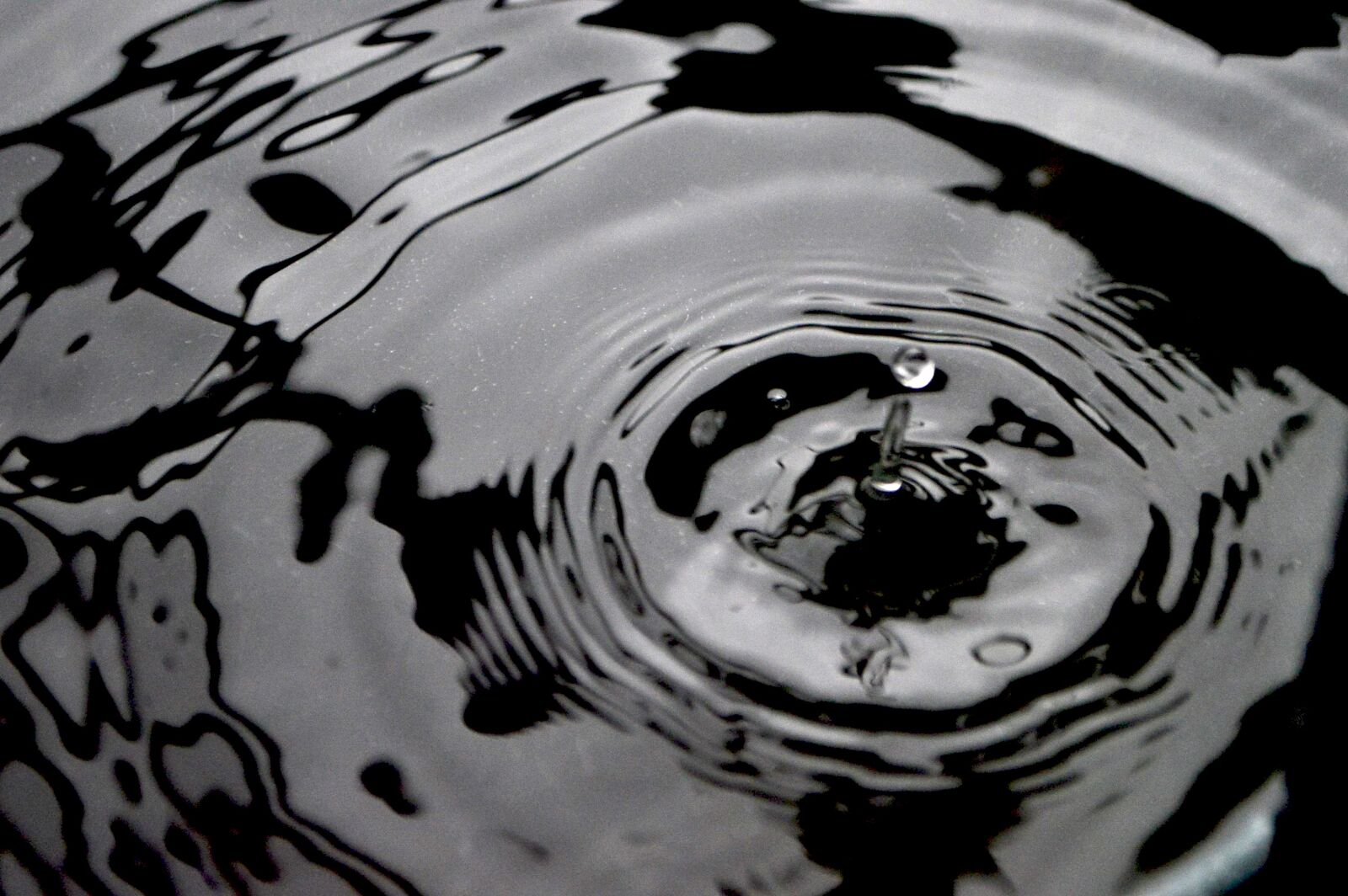 Nikon D3200 sample photo. Drop, water, freeze photography